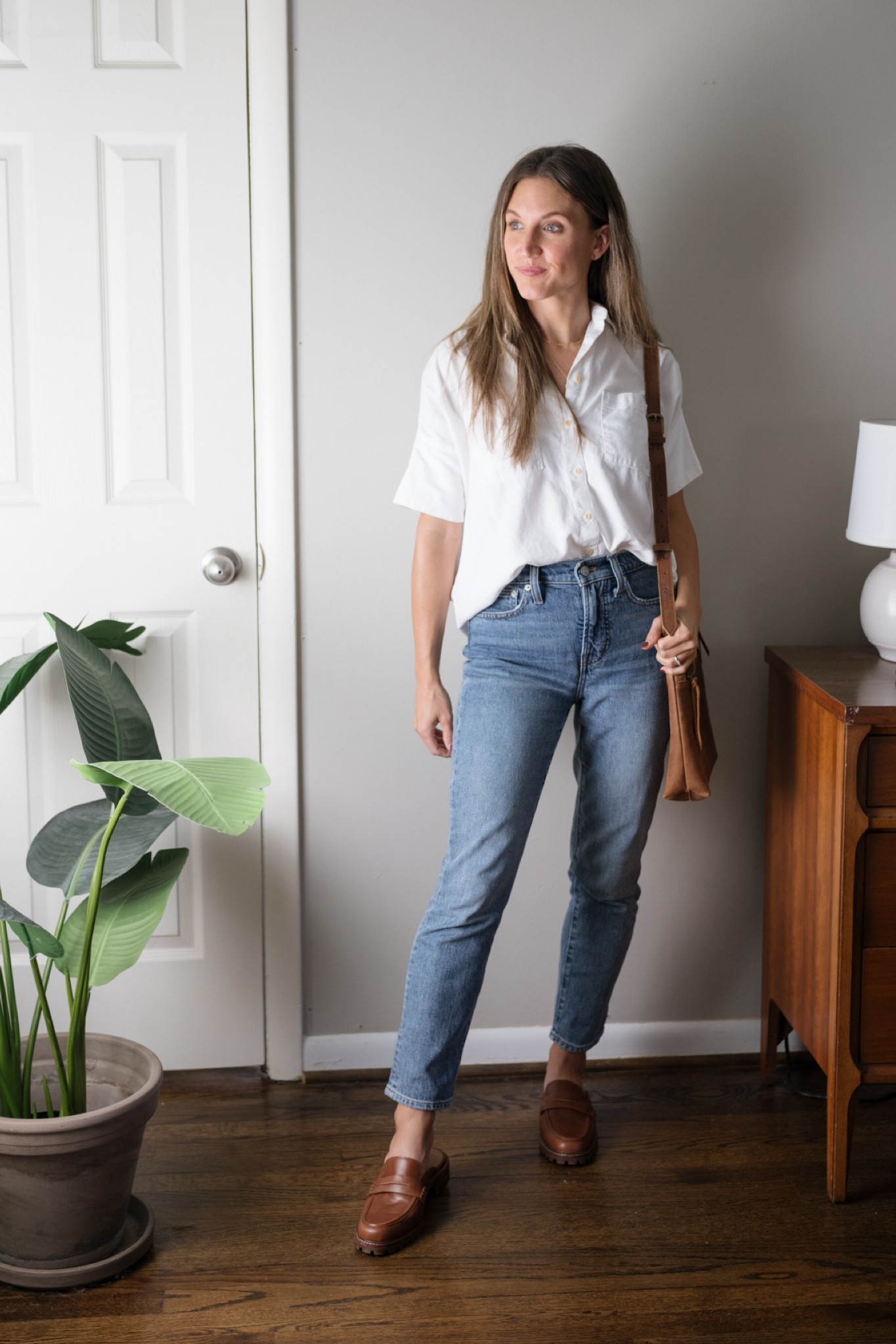 Wednesday’s Outfit 9/14

Some classic pieces that are part of the Madewell sale - the courier shirt, perfect vintage Jean, and the loafer mules. The brown color is sold out in these mules, but I’ll link the black ones and also the brown loafers they also have available. 

I take my smaller size in this style of denim. The shirt fits oversized; I have my true size XS. Use code ASHLEYR15 for 15% off the bag  

#LTKunder50 #LTKSeasonal #LTKsalealert