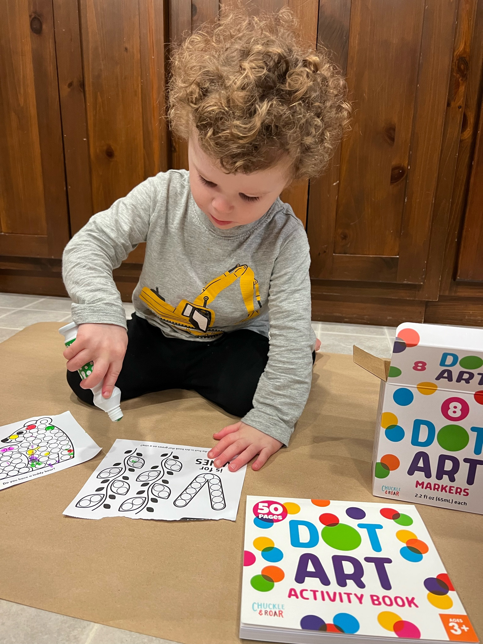 Dot Markers Art Activity Kit