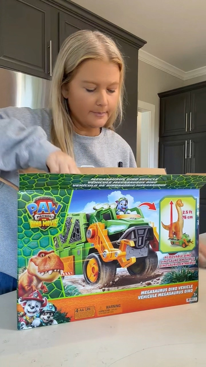 Easy set up, took under 4 minutes. adorable and fun!🦖🦕
#pawpatrol #kidstoy #inflatable #dinosaur #dinosaurtoy

#LTKKids #LTKSaleAlert