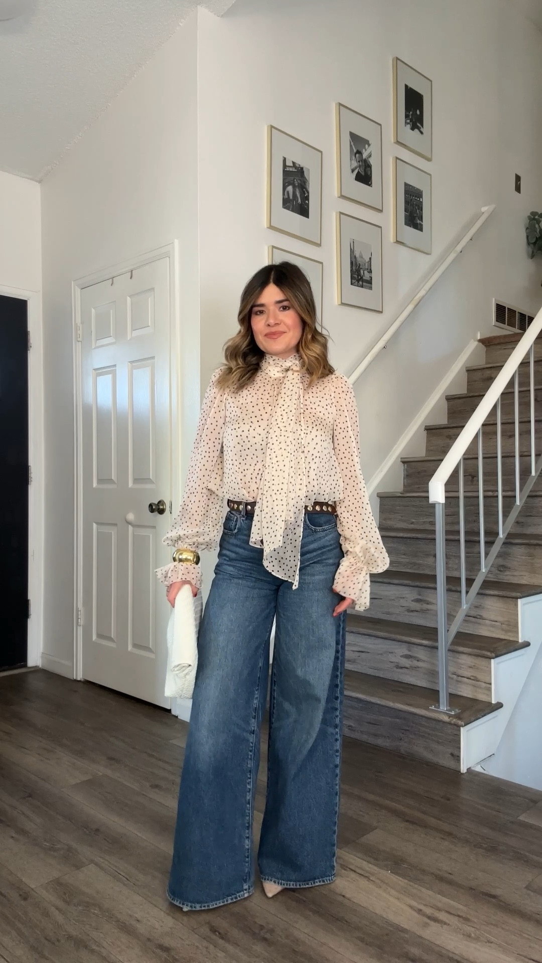 Take 30% off this gorgeous top! 
My jeans are 25% off right now too! 
Top size xs
Jeans size 25

#LTKSaleAlert #LTKootd #LTKSeasonal