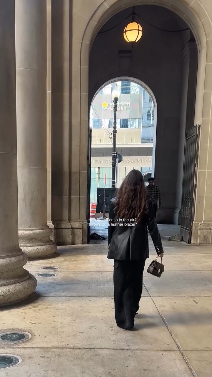 fall uniform 🍂  shoes are @stevemadden

#fallfashion #chicagofashion #fashion #minimaliststyle

#LTKShoeCrush #LTKFindsUnder100