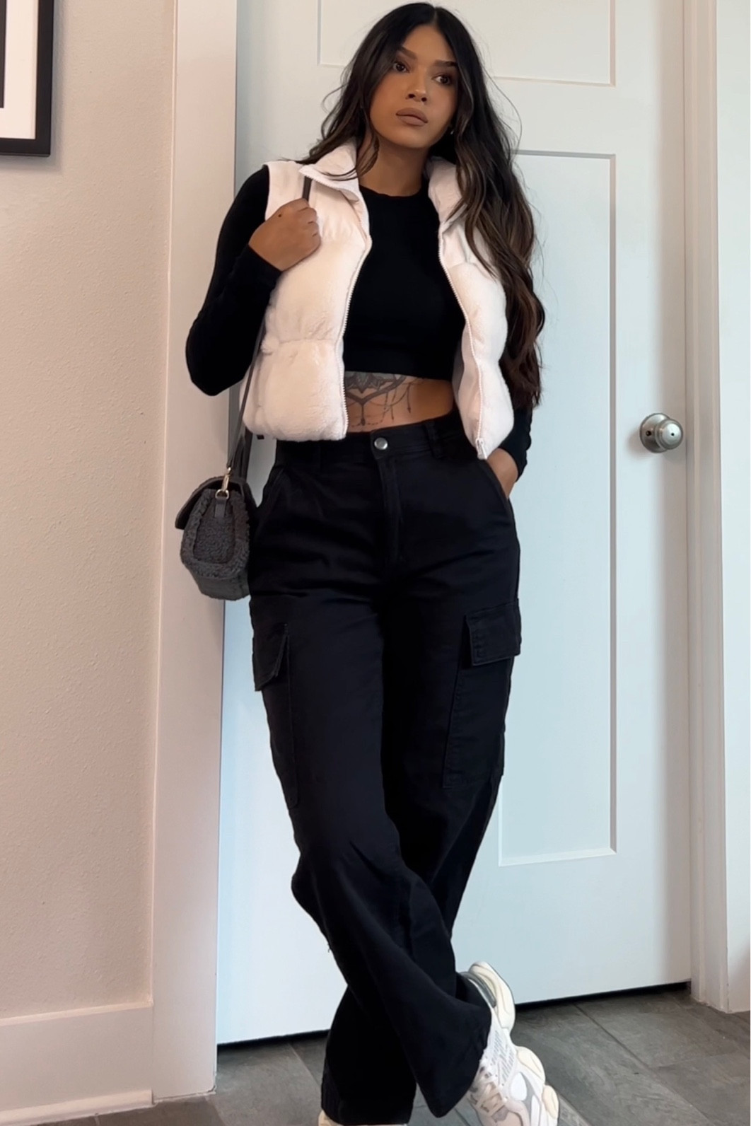 Tops XS 
Vest XS 
Cargos 2

Fall outfit 
Sherpa bag 
Sherpa vest 
OOTD 
Cargo pants 
Styling ideas 
Petite fashion 
Holidays 
Streetwear

#LTKstyletip #LTKshoecrush #LTKtravel