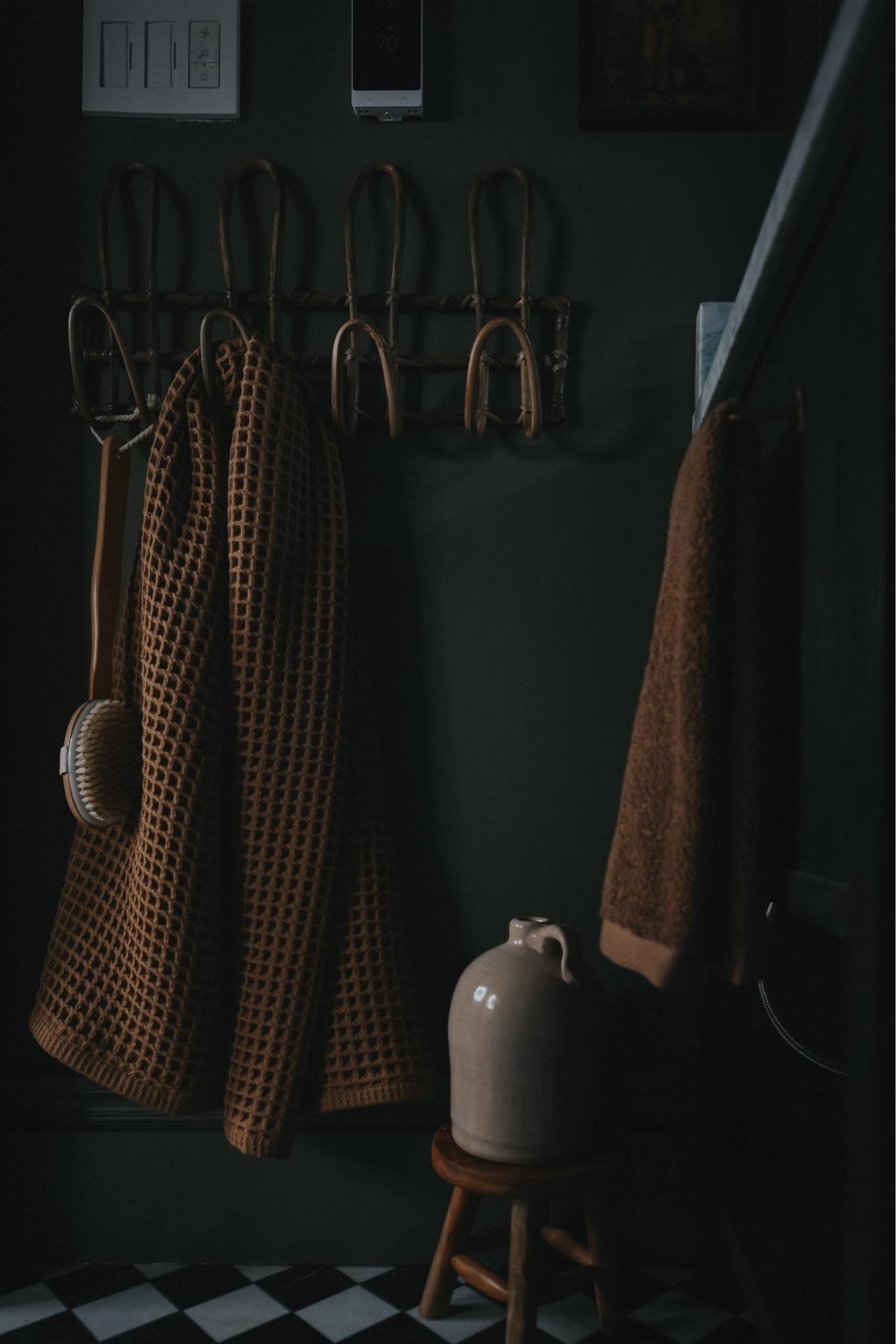 Mini stool round-up! Plus a few other items for a vintage cozy bathroom!

#LTKhome