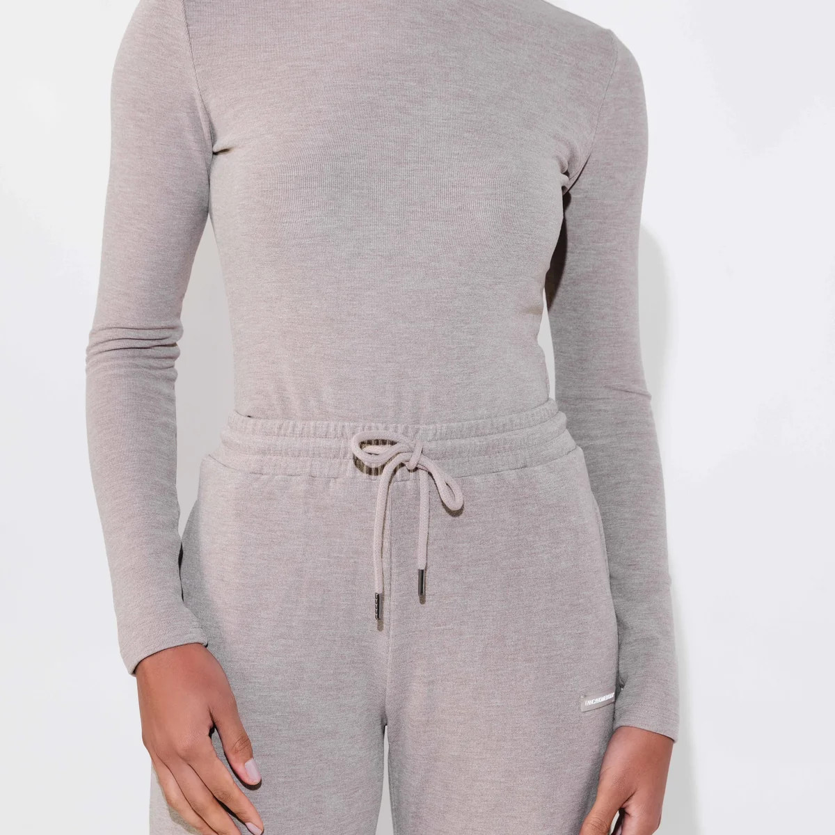 E Smooth Long Sleeve Tee | Fancy Homebody