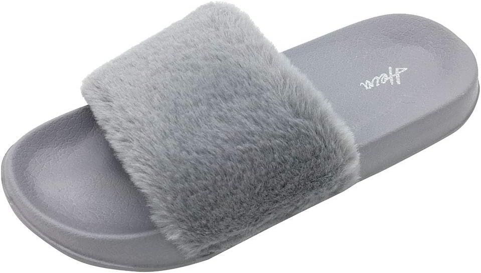 FUNKYMONKEY Women's Slides Faux Fur Cute Fuzzy Slippers Comfort Flat Sandals | Amazon (US)