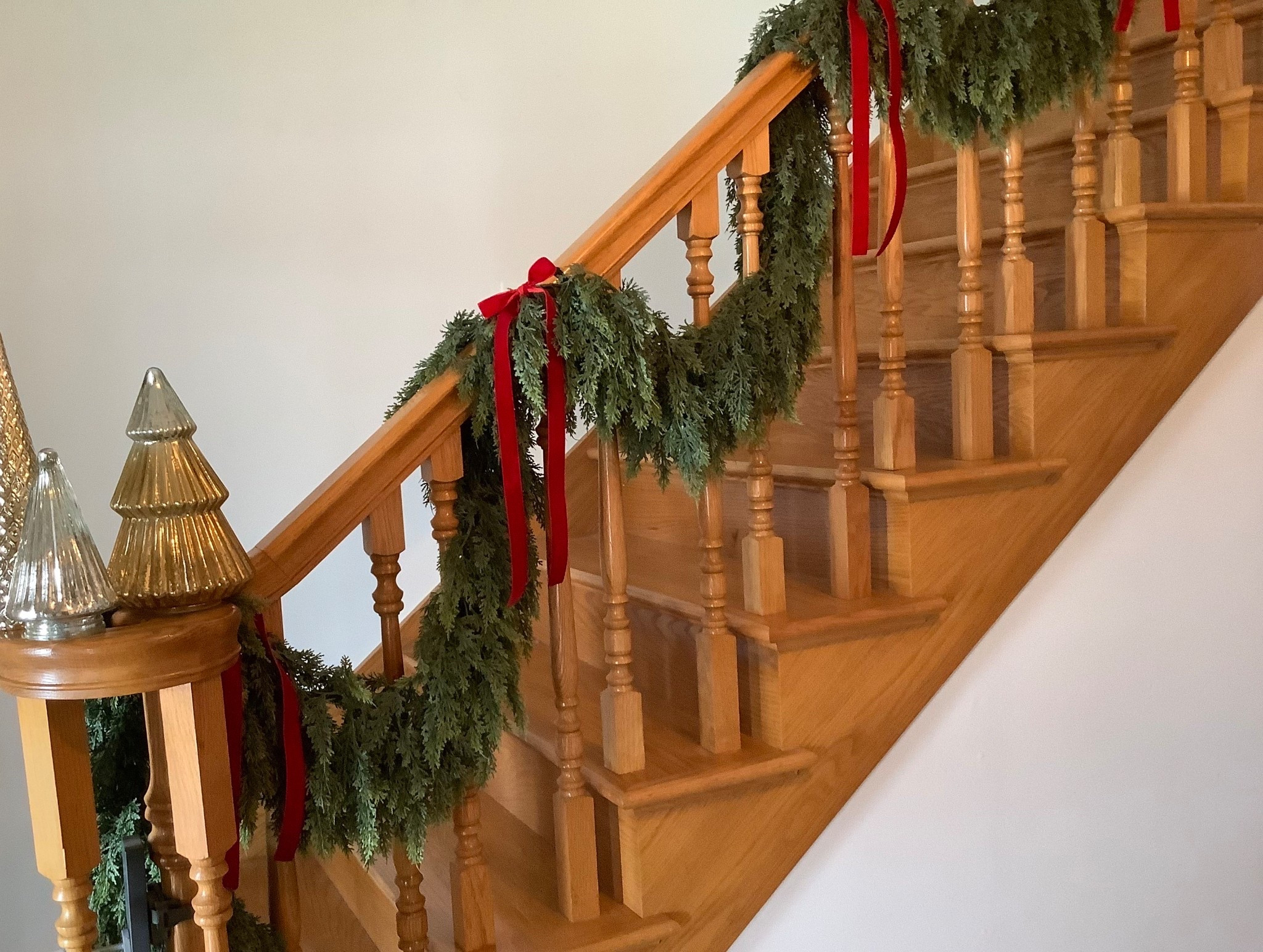 Perfectly simple but elegant!
❤️🌿❤️
www.sugarcreekantiques.com

#LTKHoliday 

#LTKSeasonal #LTKHome