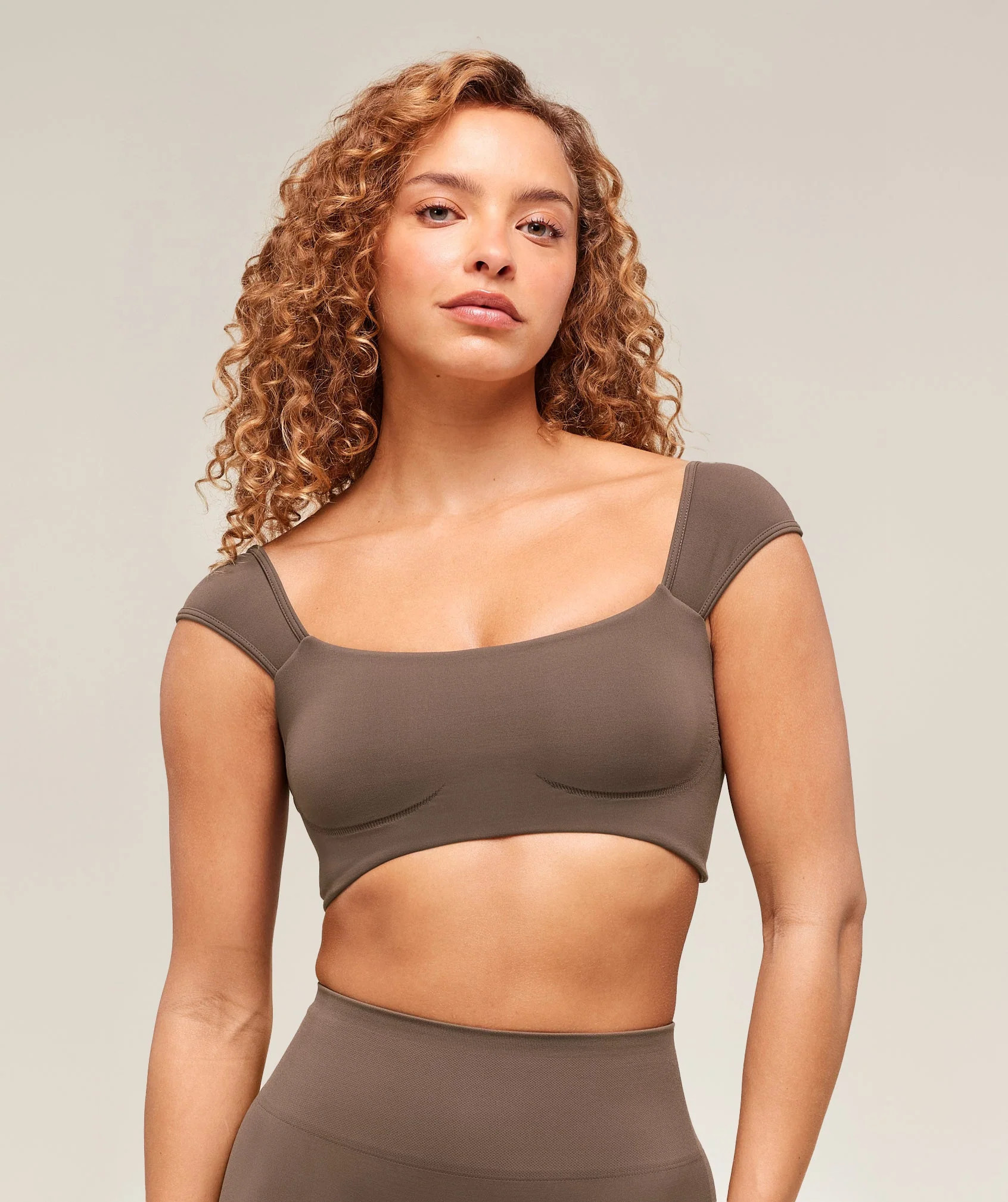 Gymshark Soft Sculpt Cap Sleeve Bralette - Walnut Brown | Gymshark US
