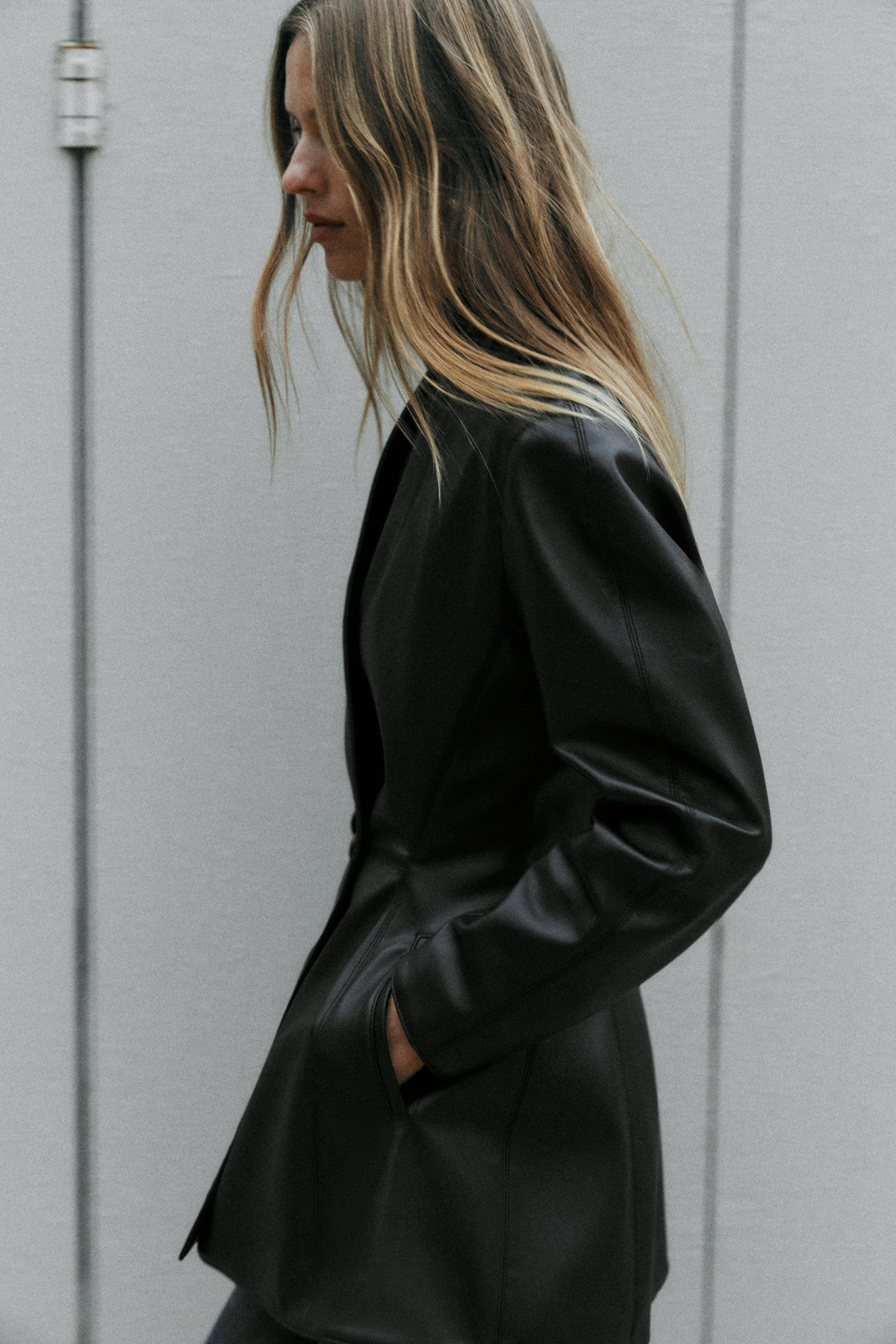 FITTED FAUX LEATHER BLAZER | Zara US
