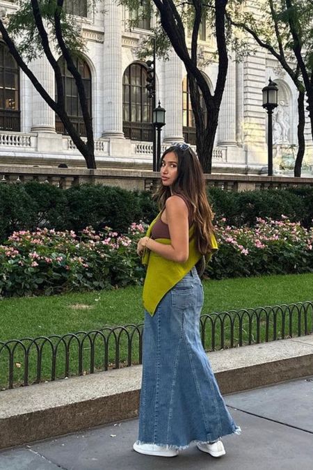 New York street style - paired this denim maxi skirt with a brown crop top and green sweater. 

#LTKCyberWeek 

#LTKHoliday LTKFestiveSaleUK

#LTKGiftGuide #LTKSeasonal