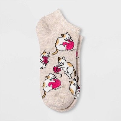 Women's Fuzzy Cats and Yarn Low Cut Socks - Xhilaration™ Oatmeal 4-10 | Target