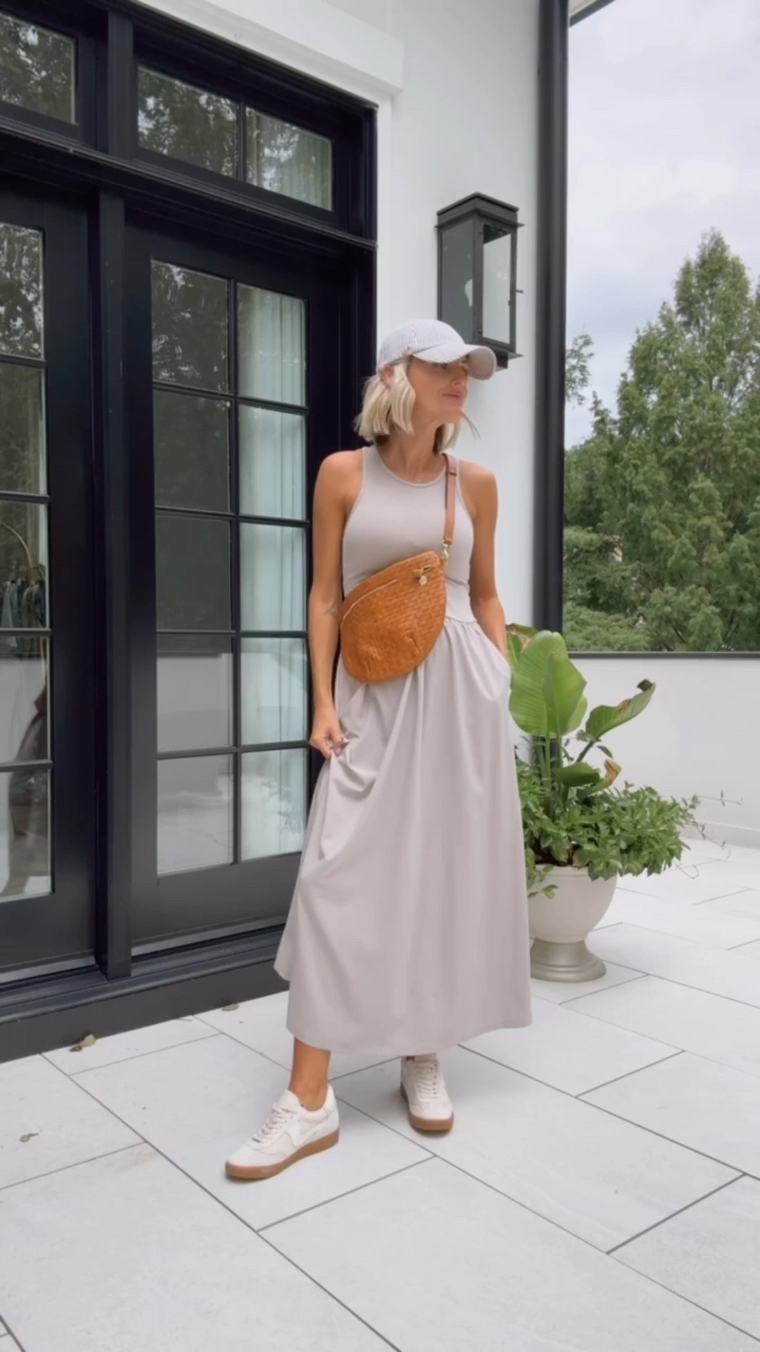 This athleisure dress is so cute! I love how it’s a midi length! Wearing size small!

Loverly Grey, athleisure, activewear, weekend looks 

#LTKActive #LTKStyleTip