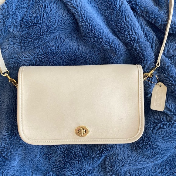 Authentic Vintage Coach Pocket Bag in Bone 9755 | Poshmark