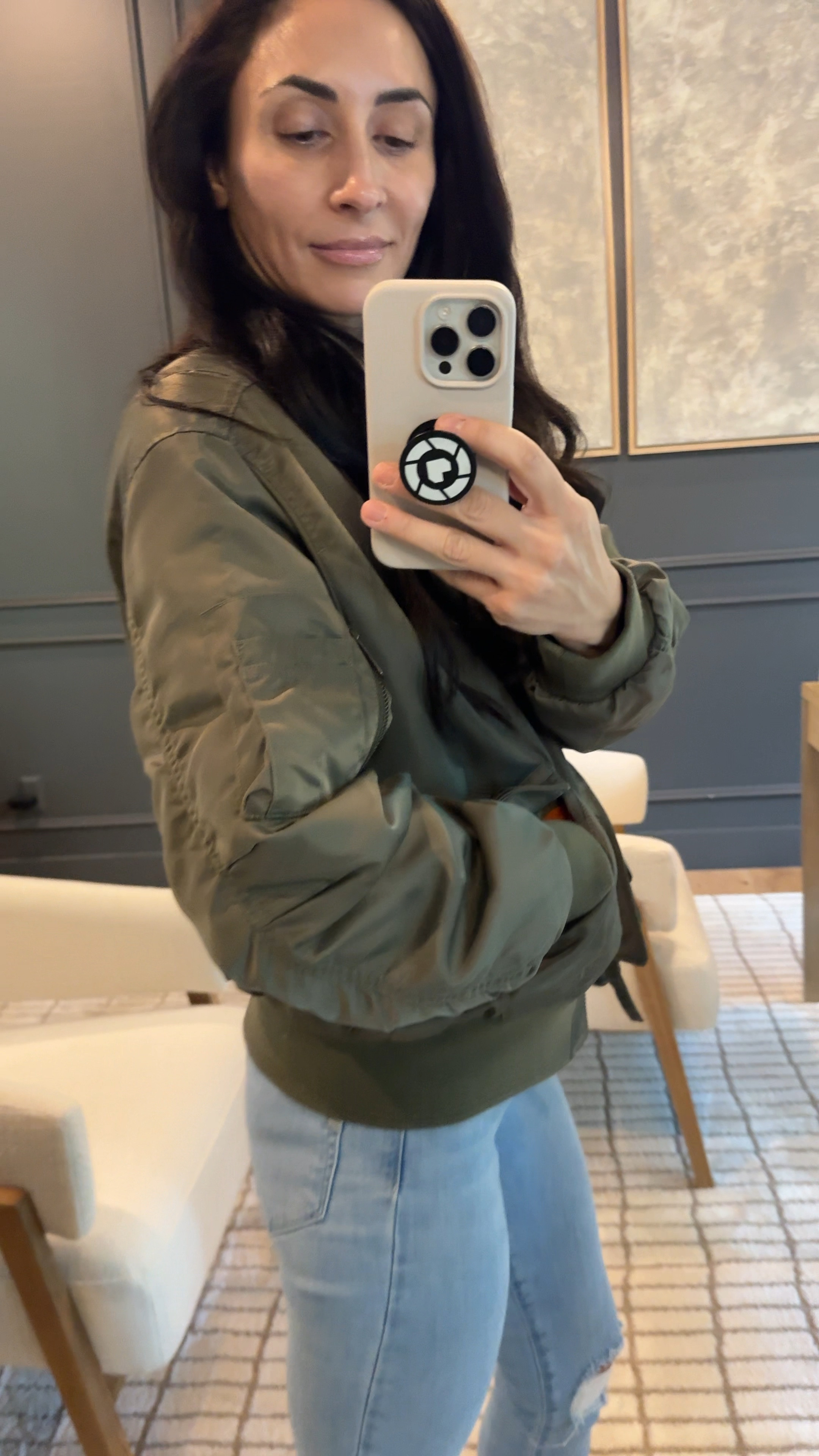 Loving the oversized look of this bomber jacket from Aritzia. It’s extremely warm and this green color is absolutely stunning in person. Currently on sale!

Aritzia-bomber jacket-green jacket-oversized jacket-warm jacket-warm jacket on sale-aritzia sale

#LTKStyleTip #LTKSeasonal #LTKGiftGuide