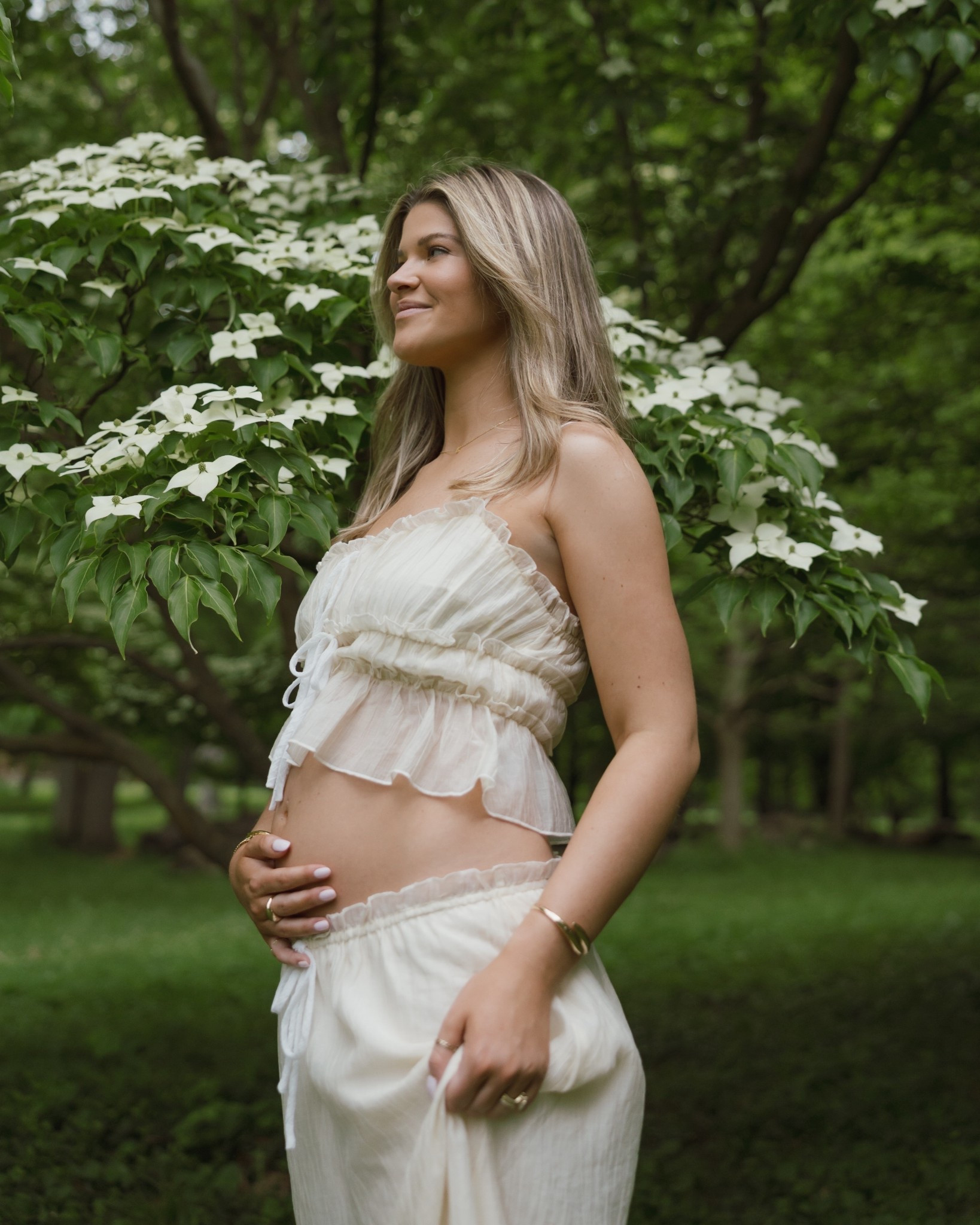 Pregnancy announcement outfit

#LTKBeauty #LTKootd #LTKmomlife