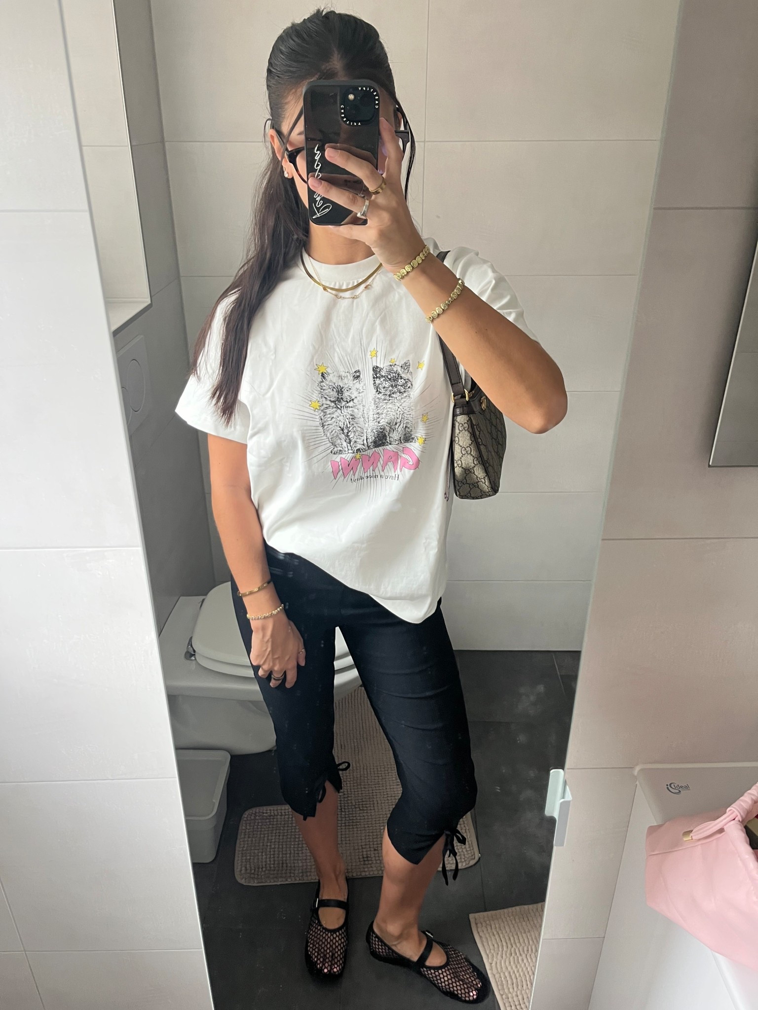 Comfy casual ootd🎀💌

#LTKstyletip #LTKsale #LTKcanada