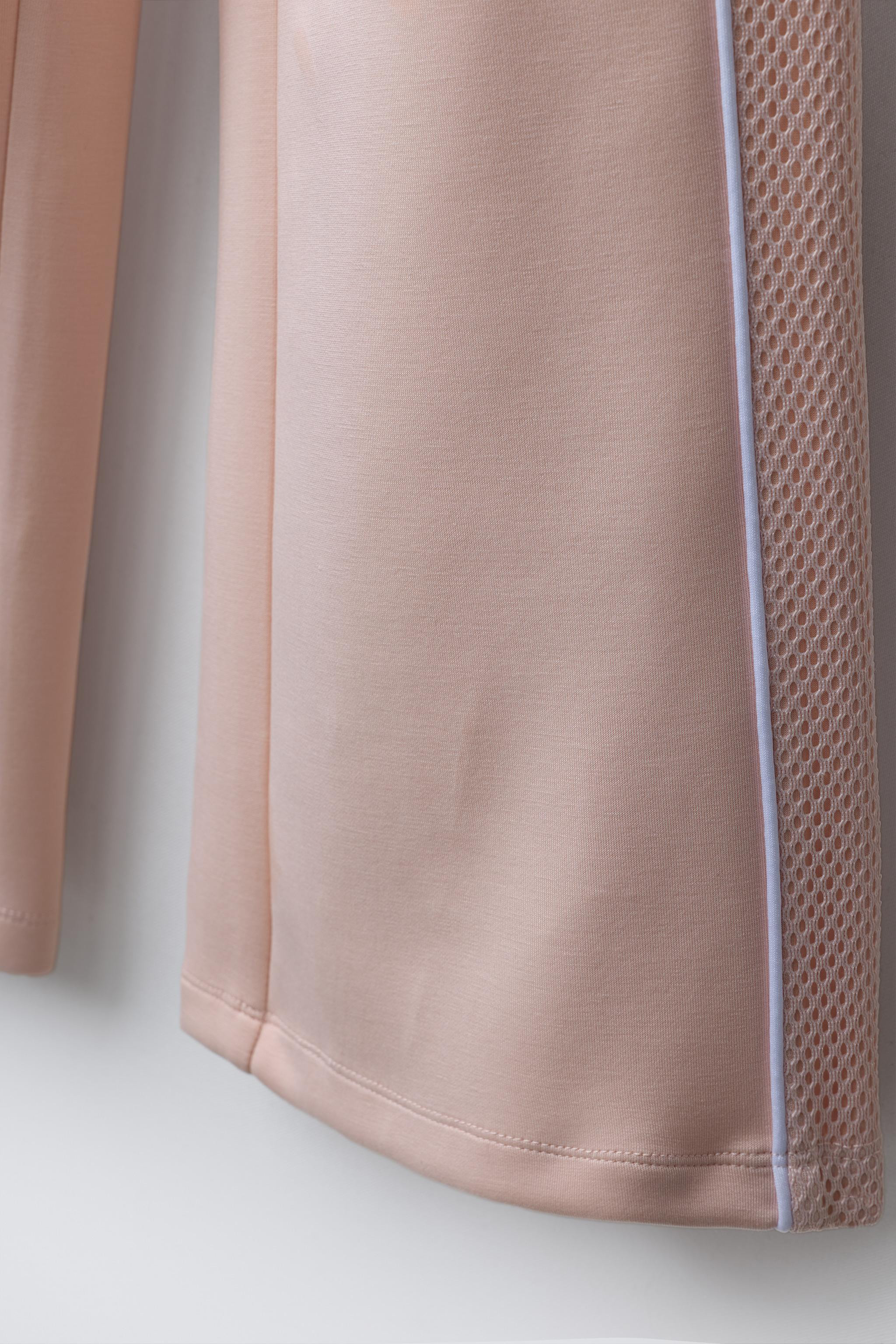 SWEAT ZIPPÉ INTERLOCK AVEC INSCRIPTION EN RELIEF | Zara FR