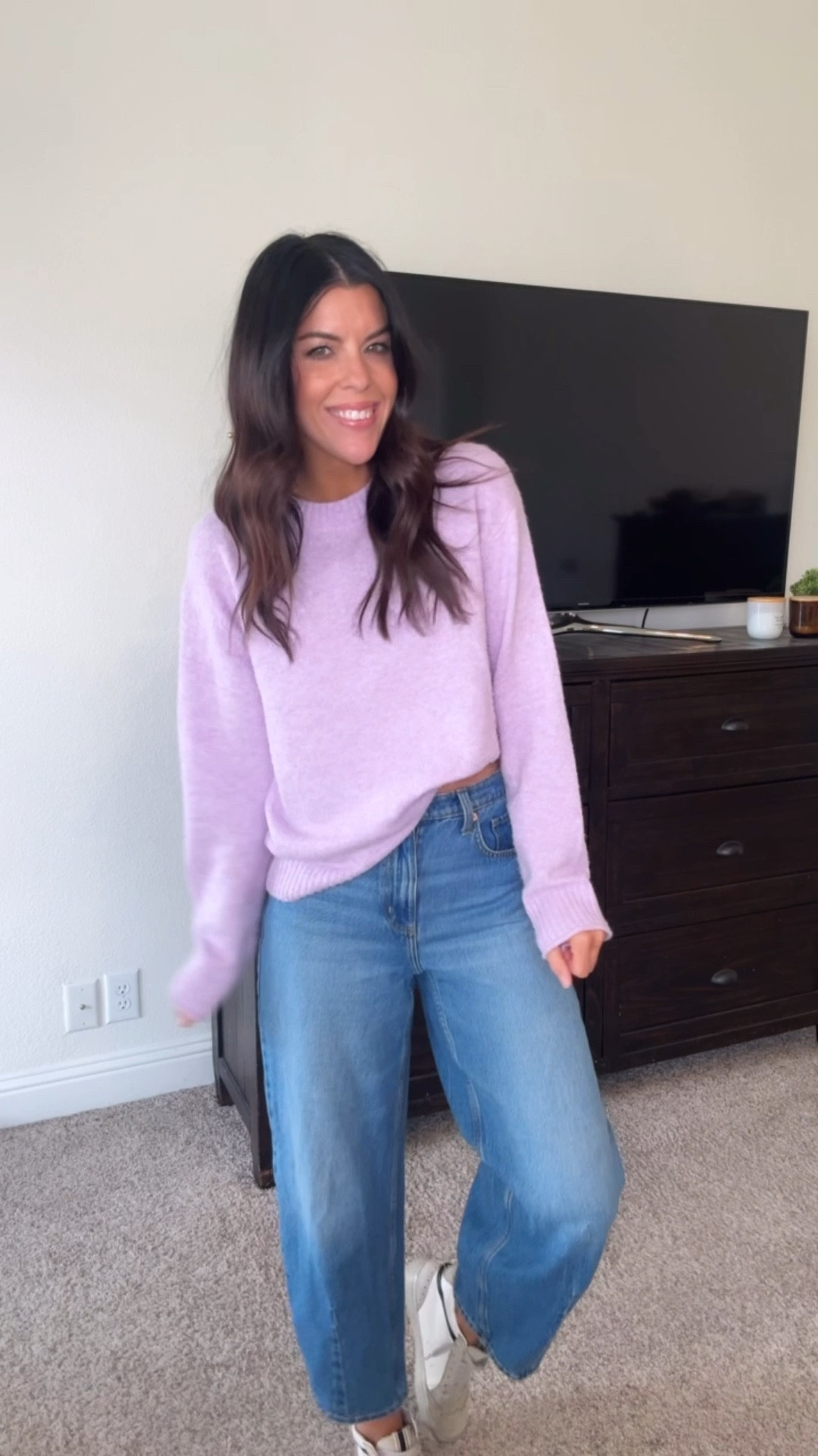 Let’s get dressed 🤍🤍


My sweater is older American eagle so I linked this years
These jeans from Target are my go to🙌🏼

#LTKootd #LTKmomlife #LTKgrwm