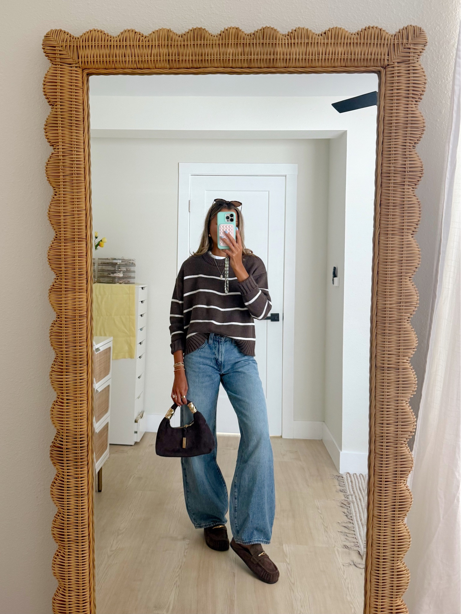 comfy casual fall outfit ideas🍂🤎 wearing an XS in tsweayers and tops and 24 / 00 regular in jeans

#LTKootd