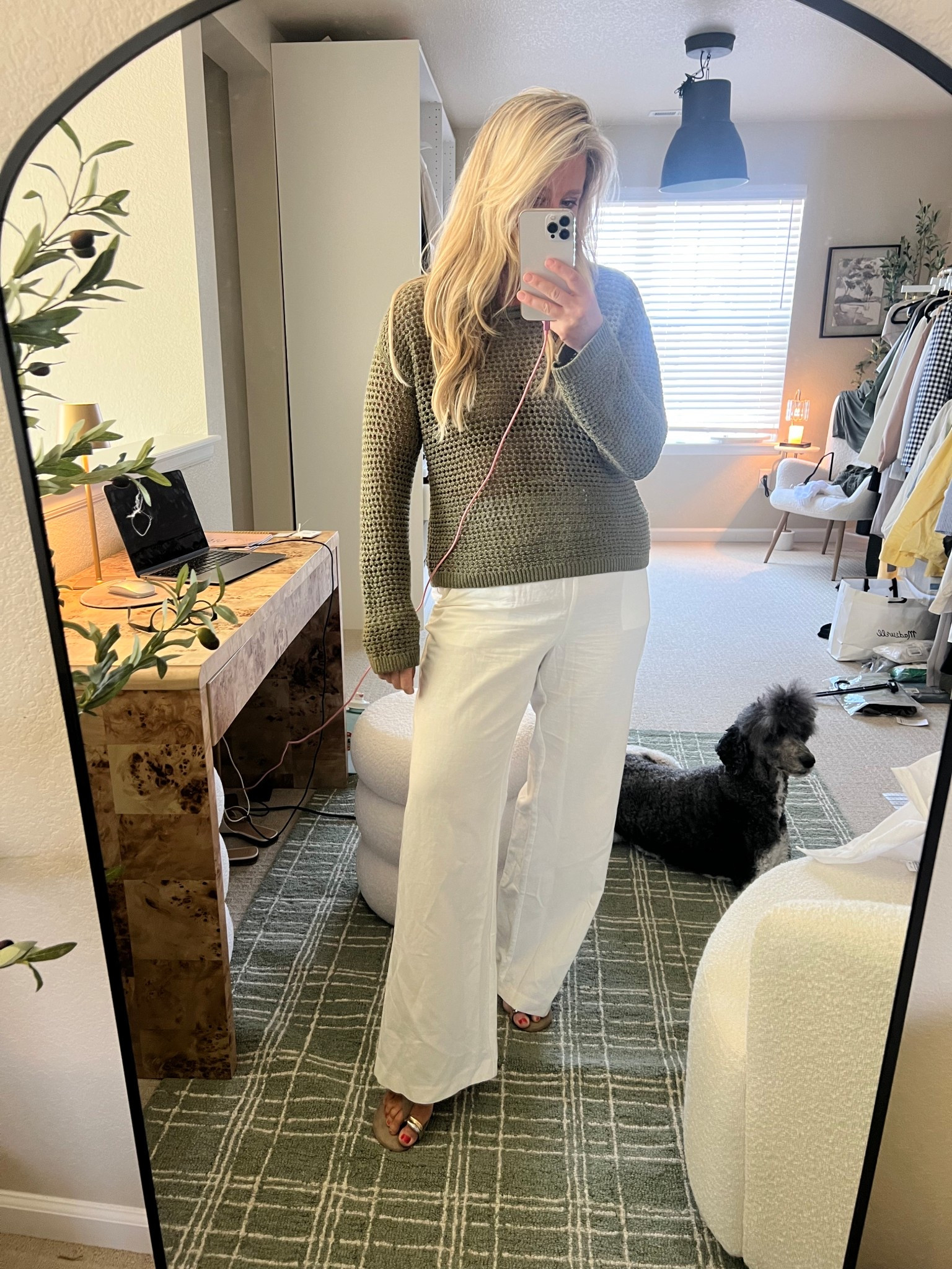  ✨Tap the bell and ❤️ for over 40 fashion, midlife style, midsize fashion and luxury looks for less. 


⬇️Sizing information:
Medium sweater
Large pants (size up if in between sizes)

Once I hit 40, my belly said, “Surprise!”
And suddenly, nothing in my closet felt good.

Low-rise jeans? Absolutely not.
Clingy tops? Cue the identity crisis.
Even the so-called “mom pants”? Betrayal.

But these under-$50 pieces from LOFT?
They understood the assignment.
Stretchy where I need it, soft where it matters, and not a hint of “trying too hard.”

Because here’s the truth:
We’re not dressing to hide.
We’re dressing to feel amazing in the bodies we’re living in right now.

We’re not shrinking—we’re showing up.
And we deserve clothes that feel as good as they look.

Which look is your fave? 
Let’s stop settling. Let’s start feeling ourselves—belly and all.


👑"Helping you look good, feel good!" - Lindsey Denver

#Midsizestyle  #spring #amazonfashion #midsizefashion #midlifestyle  #midsize #midsizeootd #over45#midsizeoutfits #size10 #size12 #midsizeootd 

Follow my LTK @Over40andmidlife on the @shop.LTK app to view this post and get my exclusive app-only content!

#liketkit #LTKOver40 #LTKFindsUnder50 #LTKMidsize
@shop.ltk
https://liketk.it/5dm9r