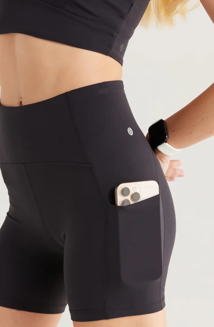 Zella Studio Luxe Pocket Bike Shorts | Nordstrom | Nordstrom