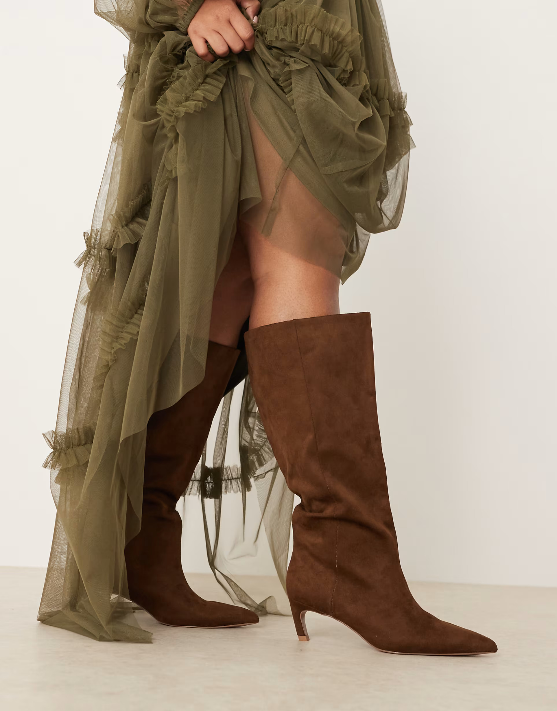ASOS DESIGN Curve Carmel pull-on kitten heel knee boots in chocolate suedette | ASOS | ASOS (Global)