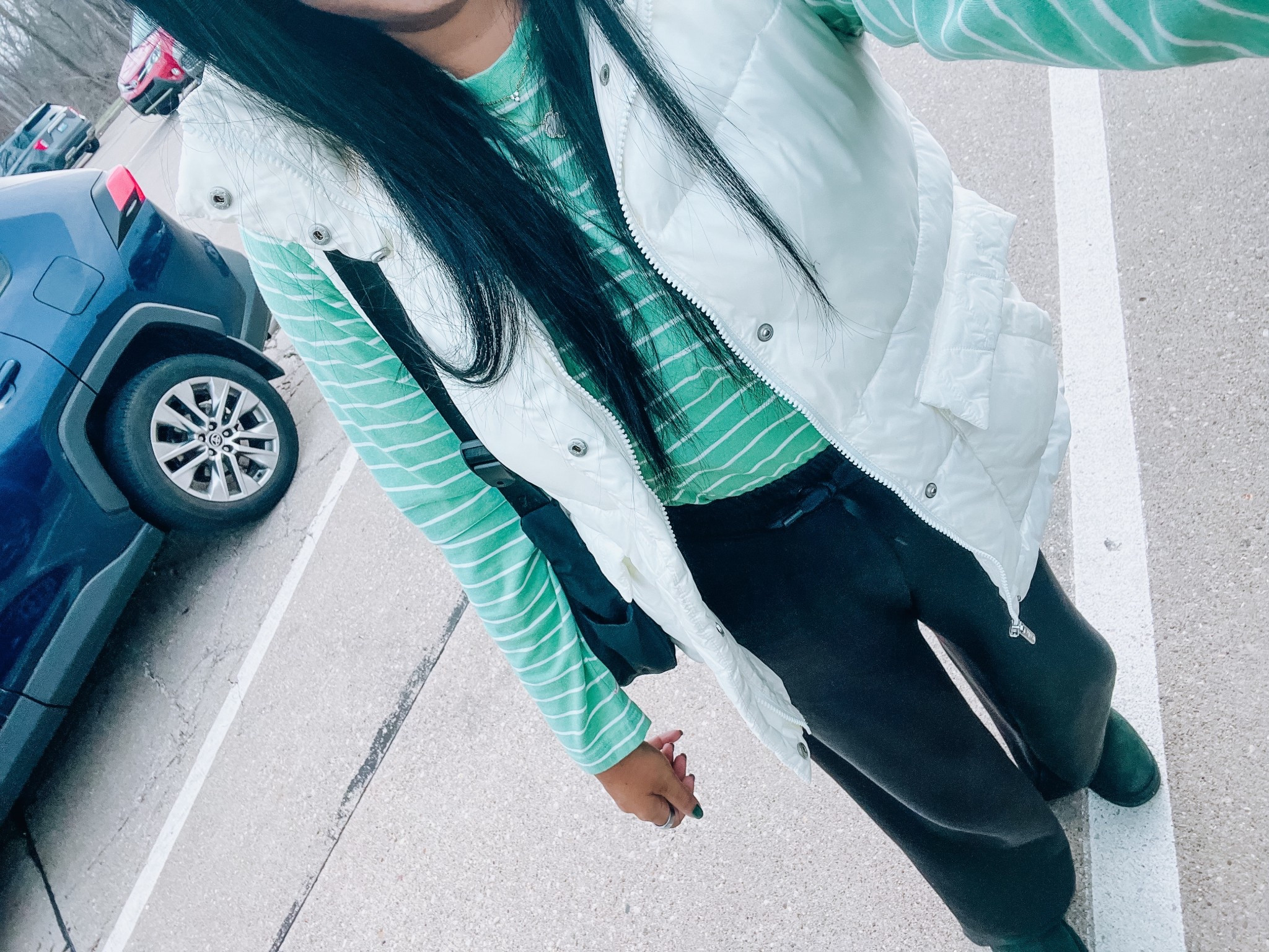 Dicks sweatpants
Wide leg sweatpants
Ugg mini
Stripe tee
Zella vest 
Athleisure
Mom uniform 


#LTKActive #LTKmomlife #LTKootd