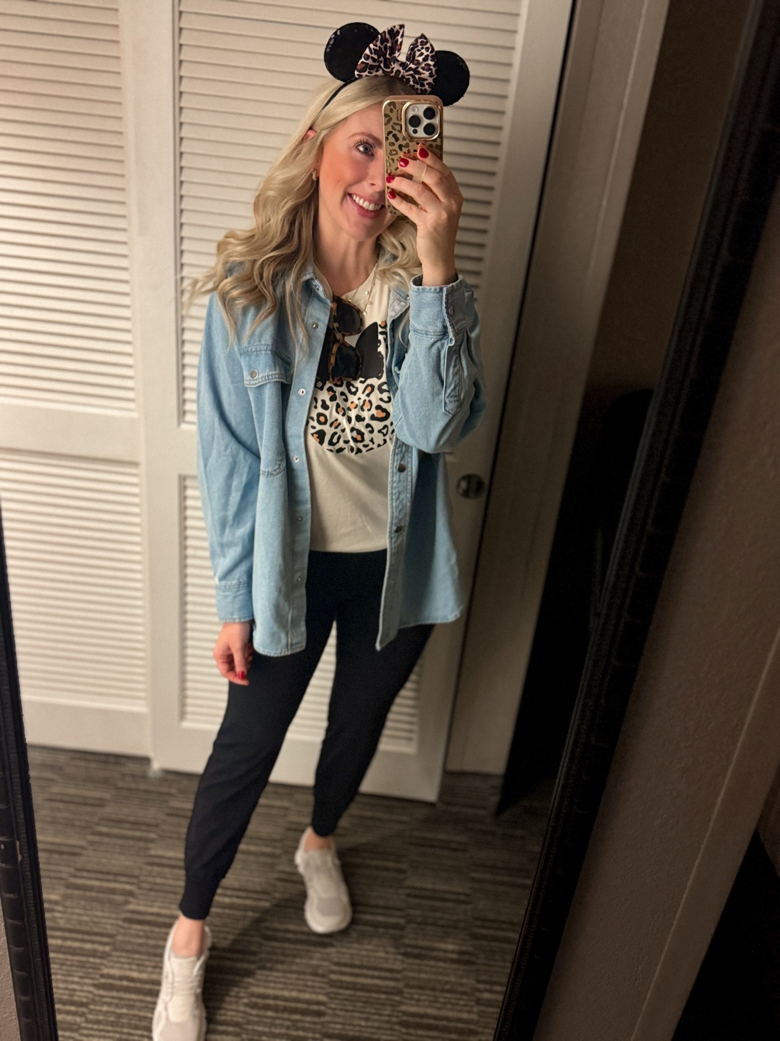 Disney outfit, Disney World outfit, Walt Disney World Outfit, family Disney outfits, vacation outfit, animal kingdom 

#LTKshoecrush #LTKtravel #LTKfindsunder50