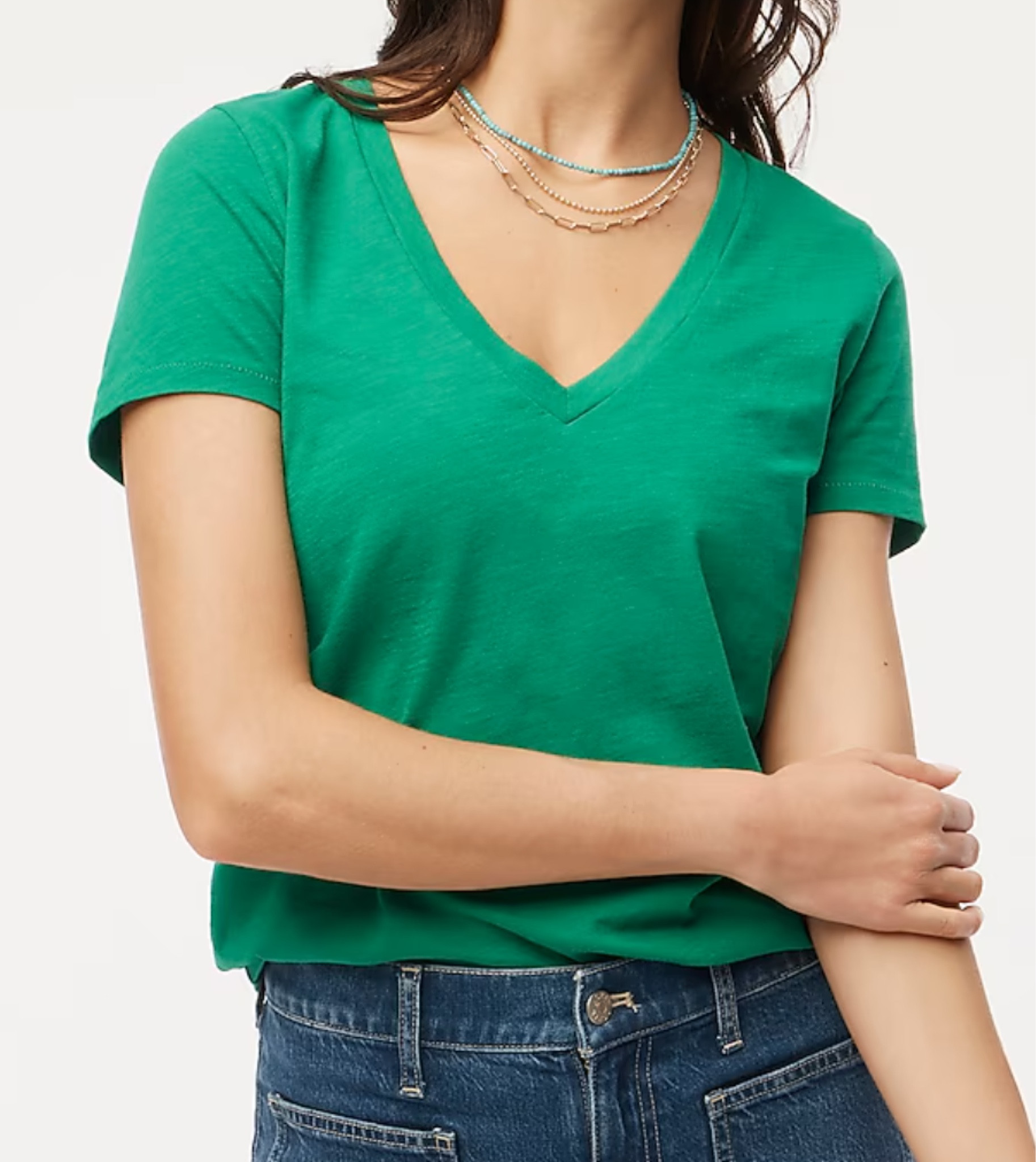 Vintage slub cotton vneck tee in ‘green onyx’ from jcrew factory
Grass green 
House of colour / Autumn 

#LTKStyleTip #LTKFallSale #LTKWorkwear
