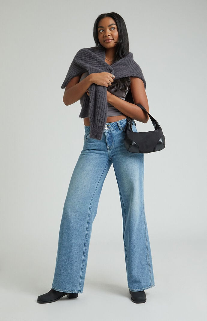 Women's Medium Indigo Double Button Low Rise Baggy Jeans - Size 29 | PacSun