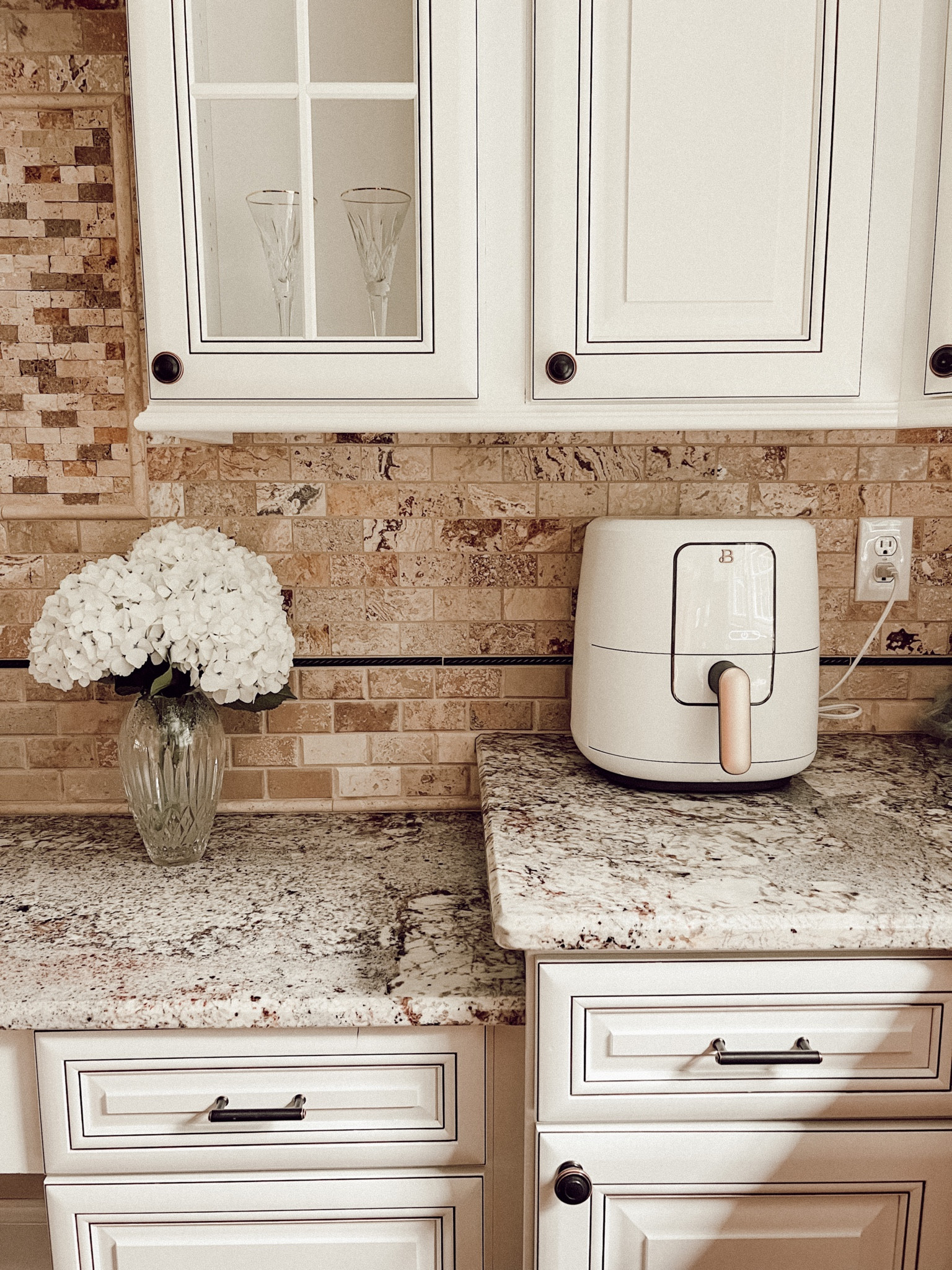 Latest kitchen gadget obsession. This air fryer is one you’ll actually be ok leaving out. 

#LTKhome #LTKunder100