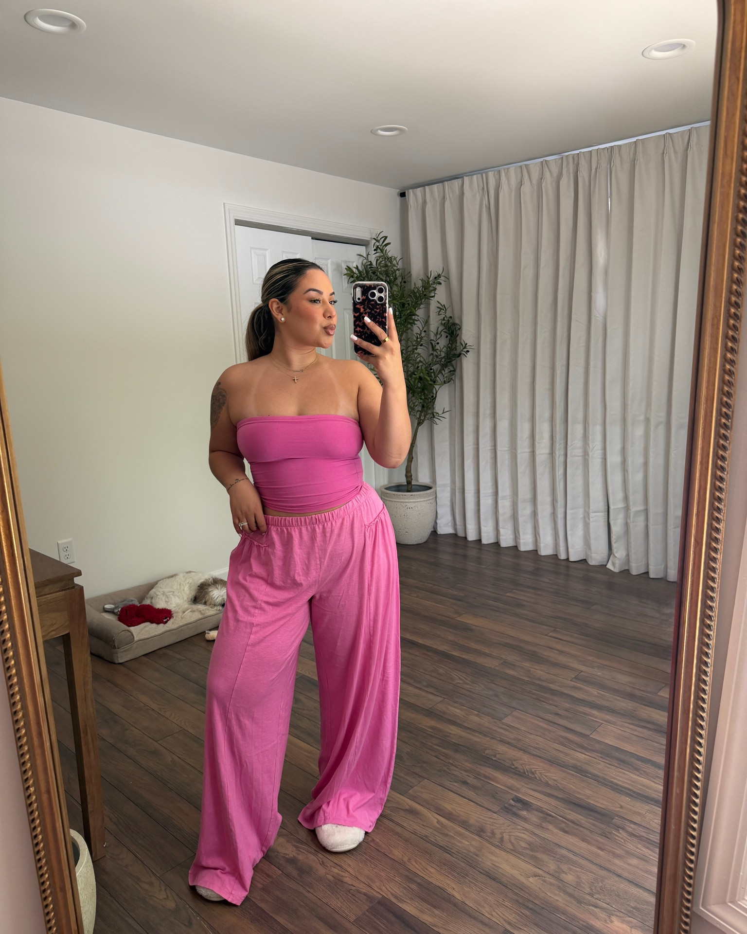 WFH Outfit 🎀 

Top: M
Pants: M(super stretchy)

#LTKootd #LTKSeasonal #LTKMidsize