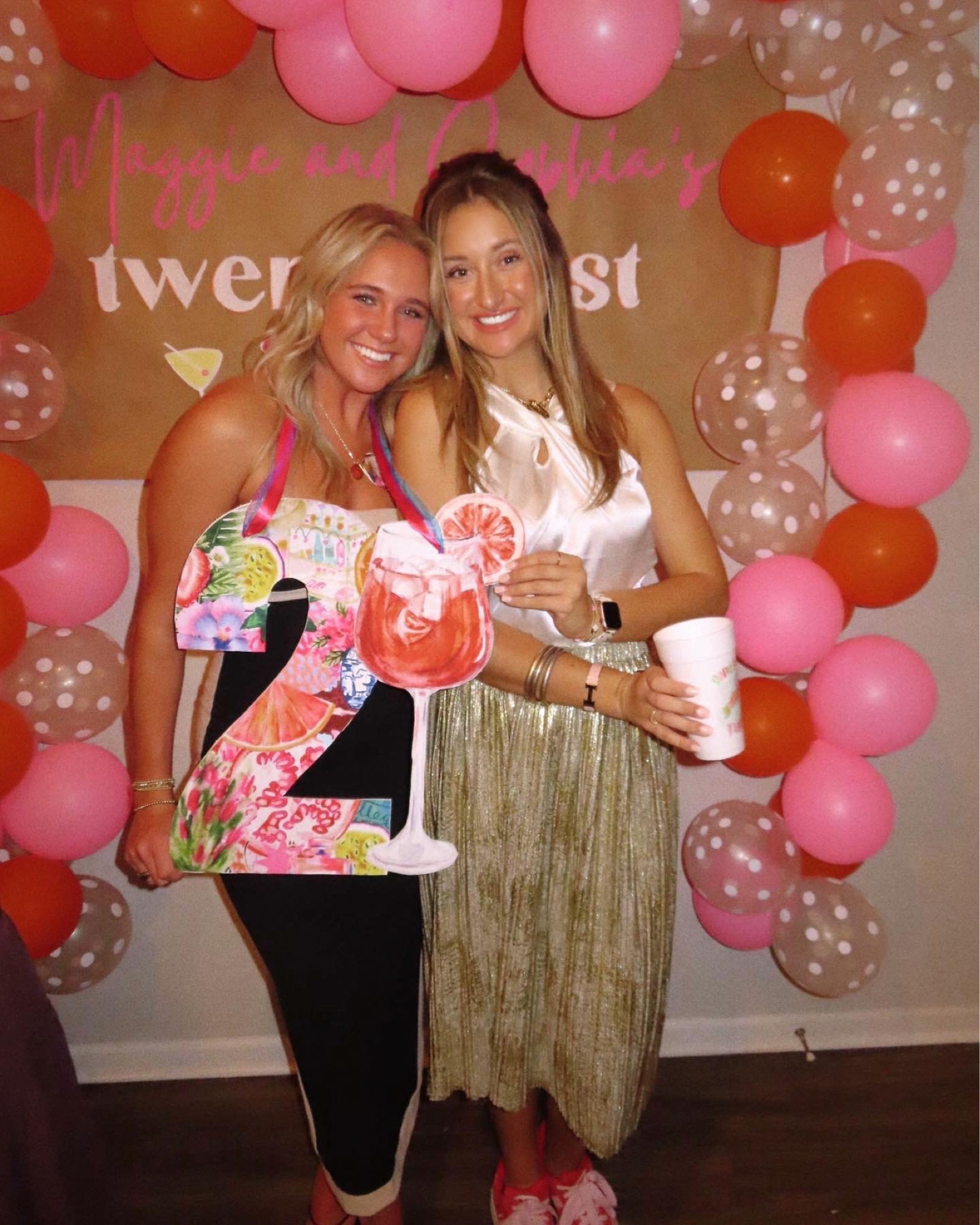 Love a good skirt moment!

#LTKFindsUnder50 #LTKStyleTip #LTKMostLoved