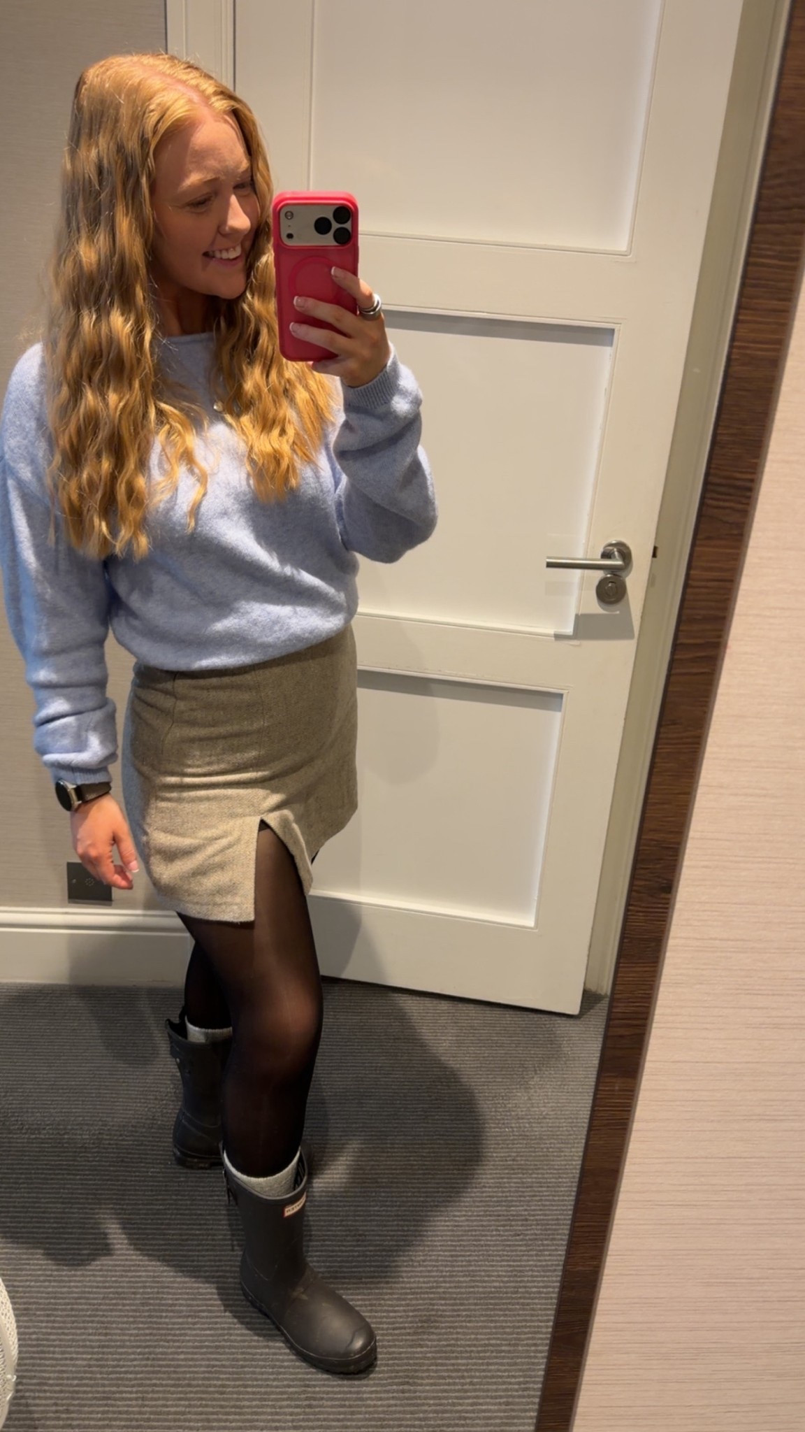 Rainy but cute day in Scotland 🏴󠁧󠁢󠁳󠁣󠁴󠁿 @abercrombie

#LTKPetite #LTKdayinmylife #LTKTravel