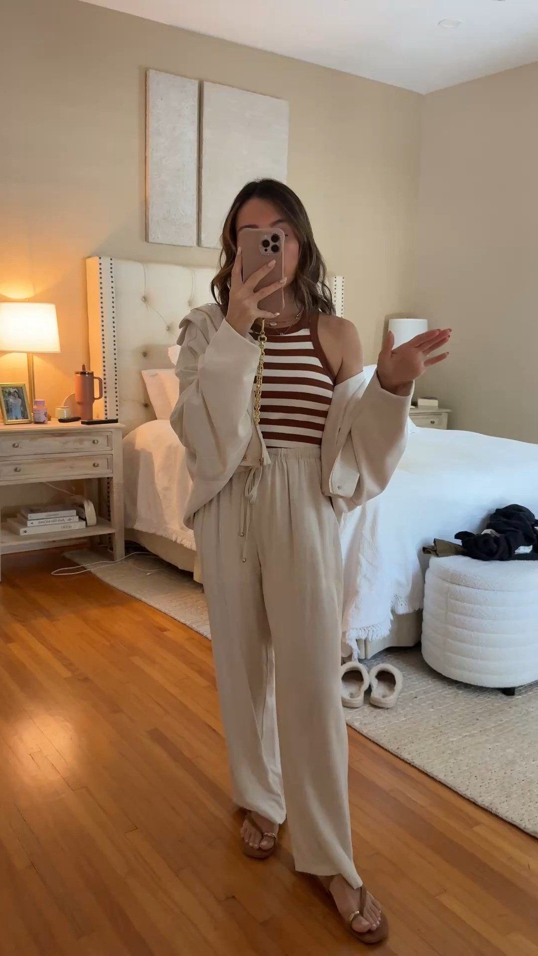 Small in all! 

#LTKFindsUnder50 #LTKFindsUnder100