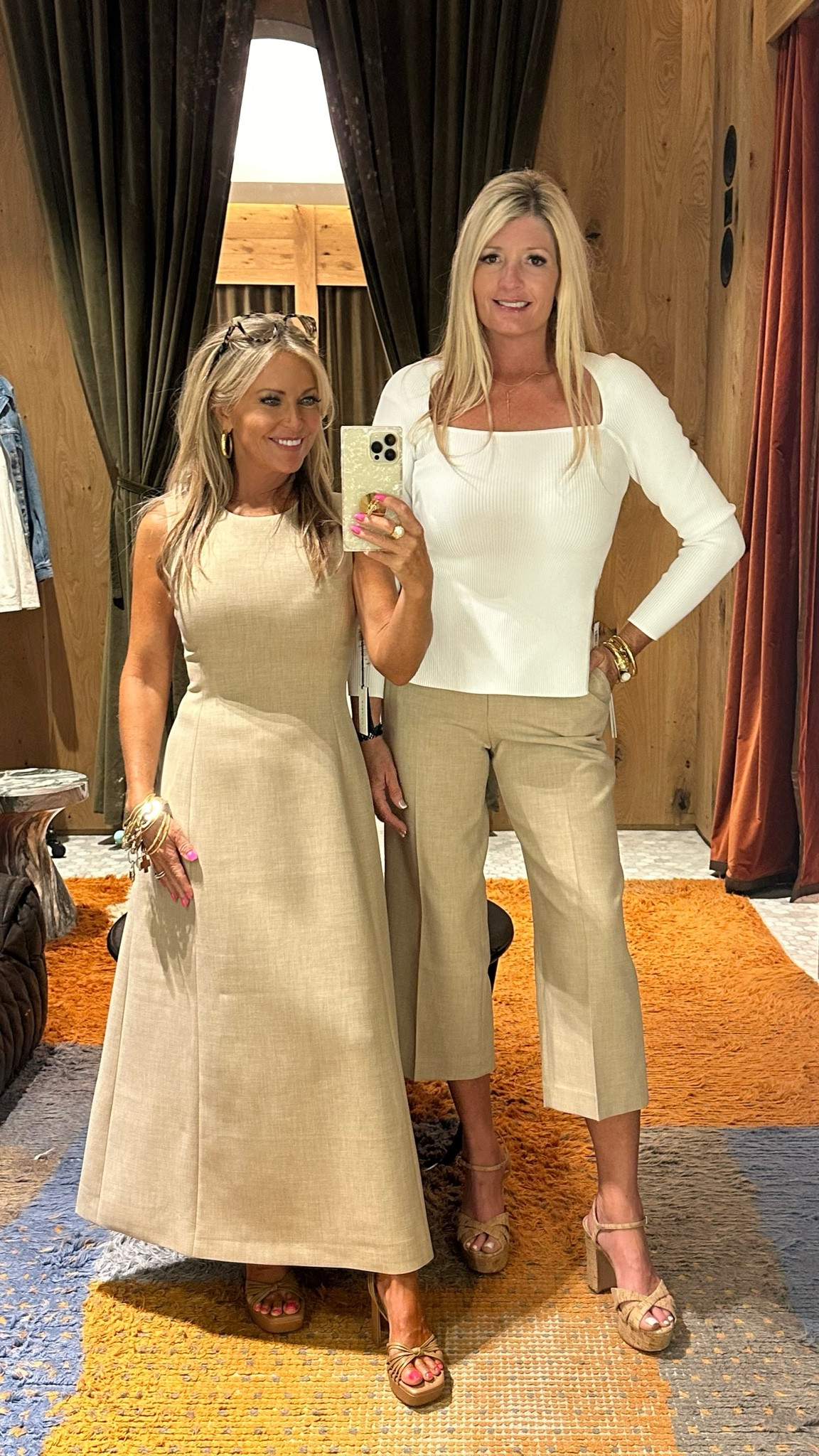 Lori is 5’ and wearing a size 0. 
Leslie is 5’8 and wearing a Medium in the Top and size 8 in the Pants  

#LTKVideo #LTKover40