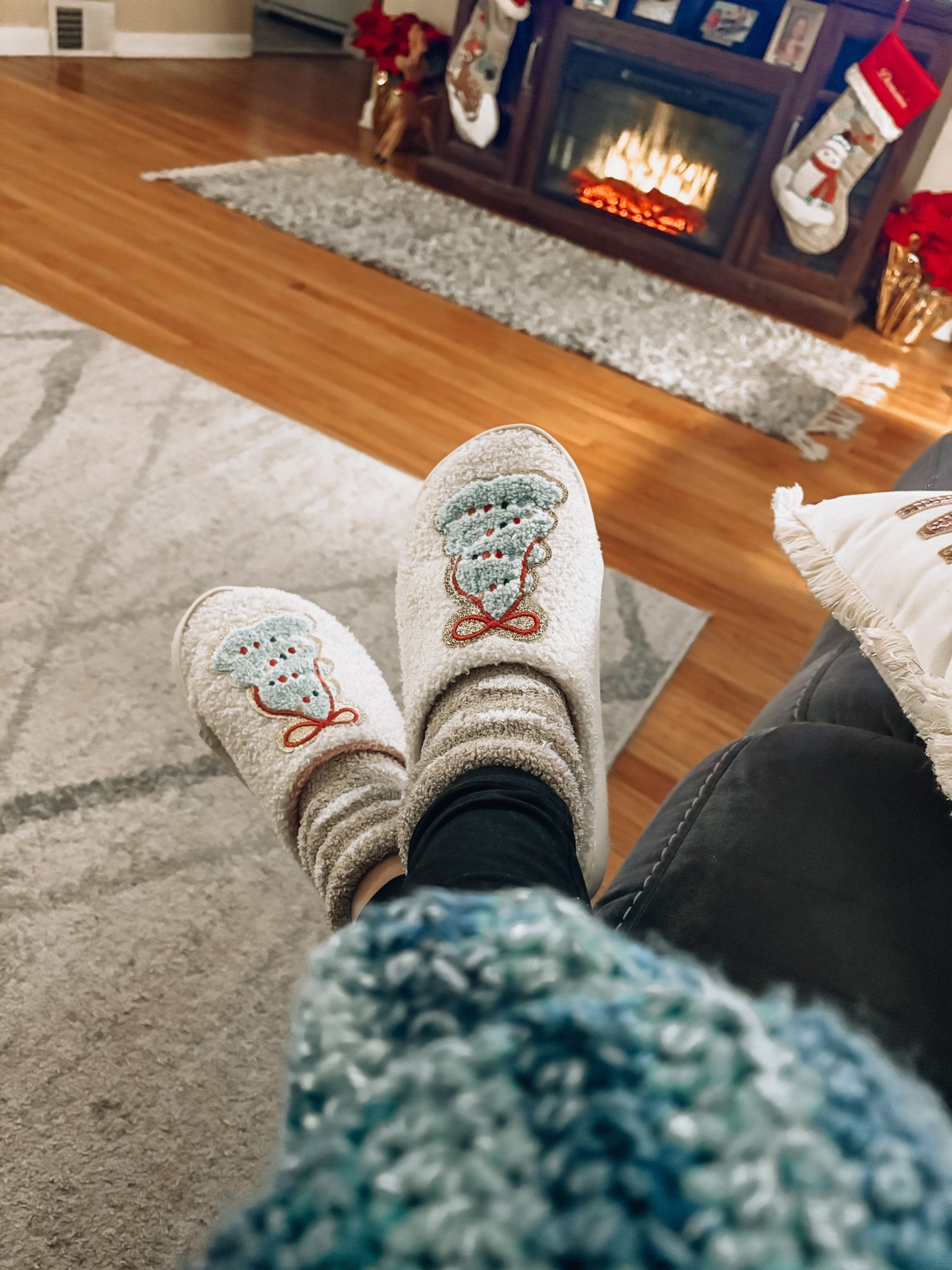 Cozy Winter Nights!! 🕯️
Slippers linked & fit TTS!! 

#LTKootd #LTKmomlife #LTKFindsUnder50