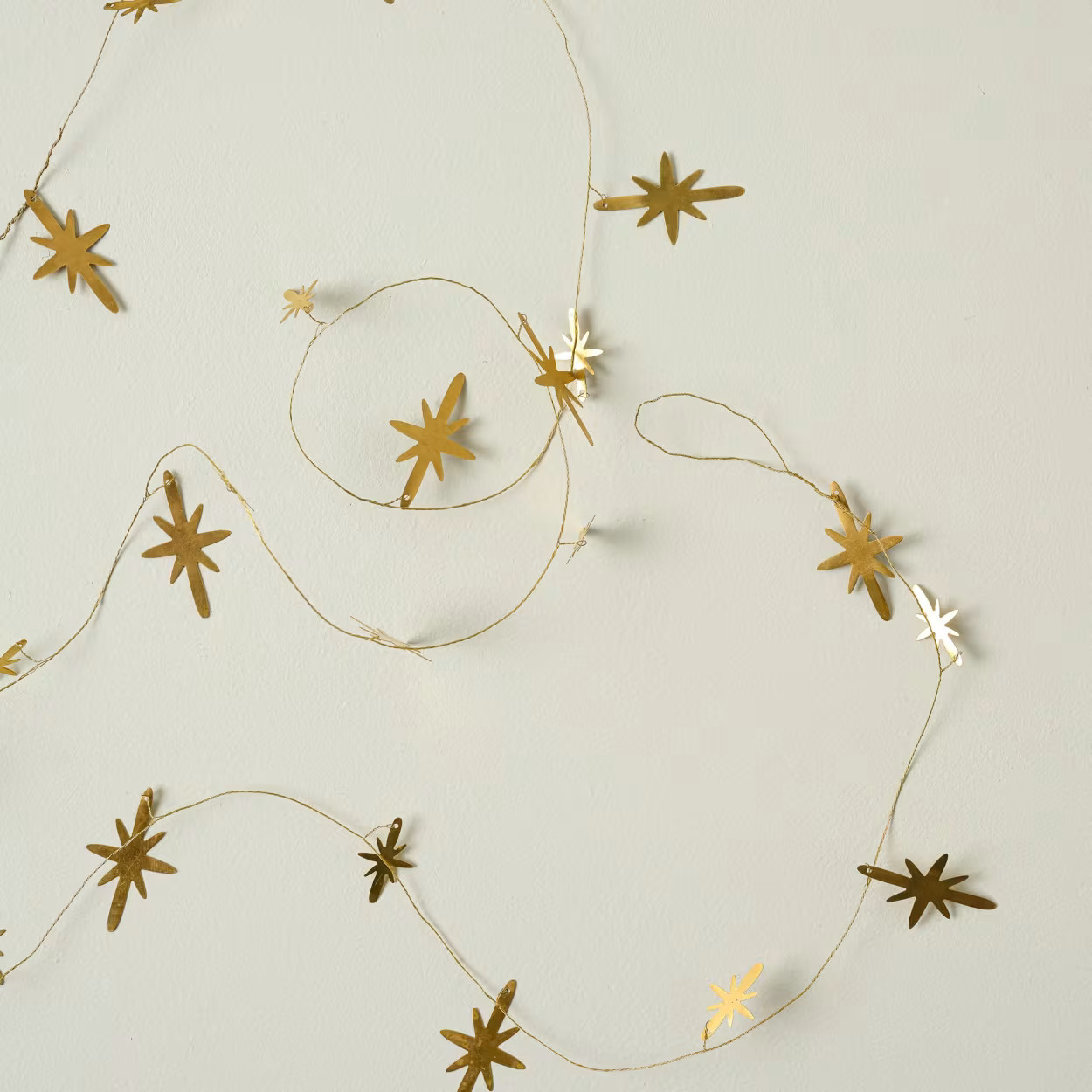 Gilded Star Garland | Magnolia