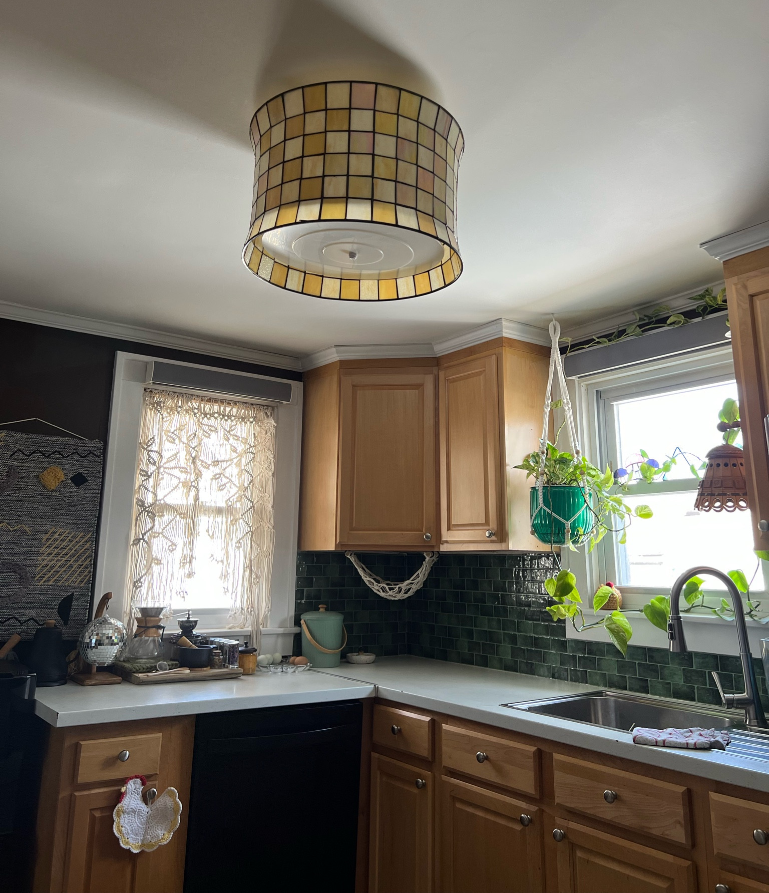 Cozy kitchen corner 🤍

#LTKHome #LTKSaleAlert #LTKFindsUnder50