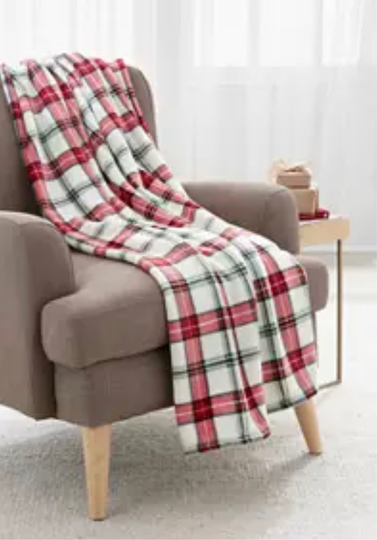 $10 Plush Throw Blanket ✨ MULTIPLE ADORABLE PRINTS 🎄

#LTKHoliday #LTKGiftGuide #LTKsalealert