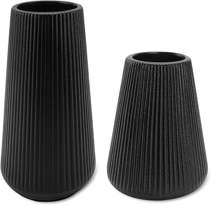 Black Ceramic Vase, GUKJOB Small Cute Flower Vase for Pampas Grass, Home, Living Room, Dining Tab... | Amazon (US)