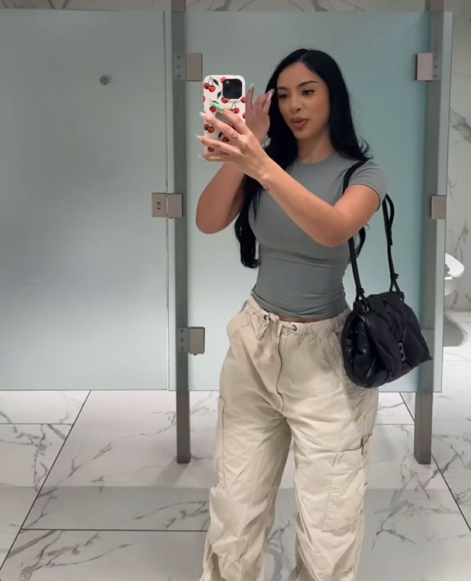 Favorite skins t shirt!

#LTKStyleTip #LTKFindsUnder100