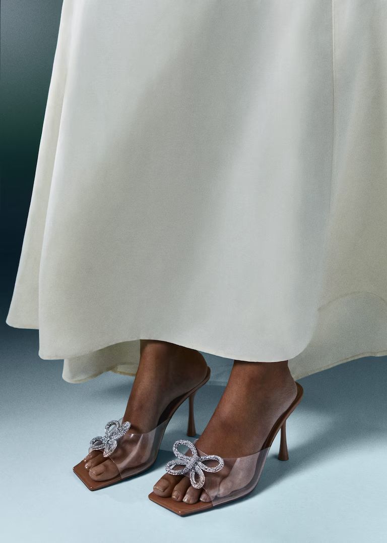Vinyl heel sandal with rhinestone detail | MANGO (US)