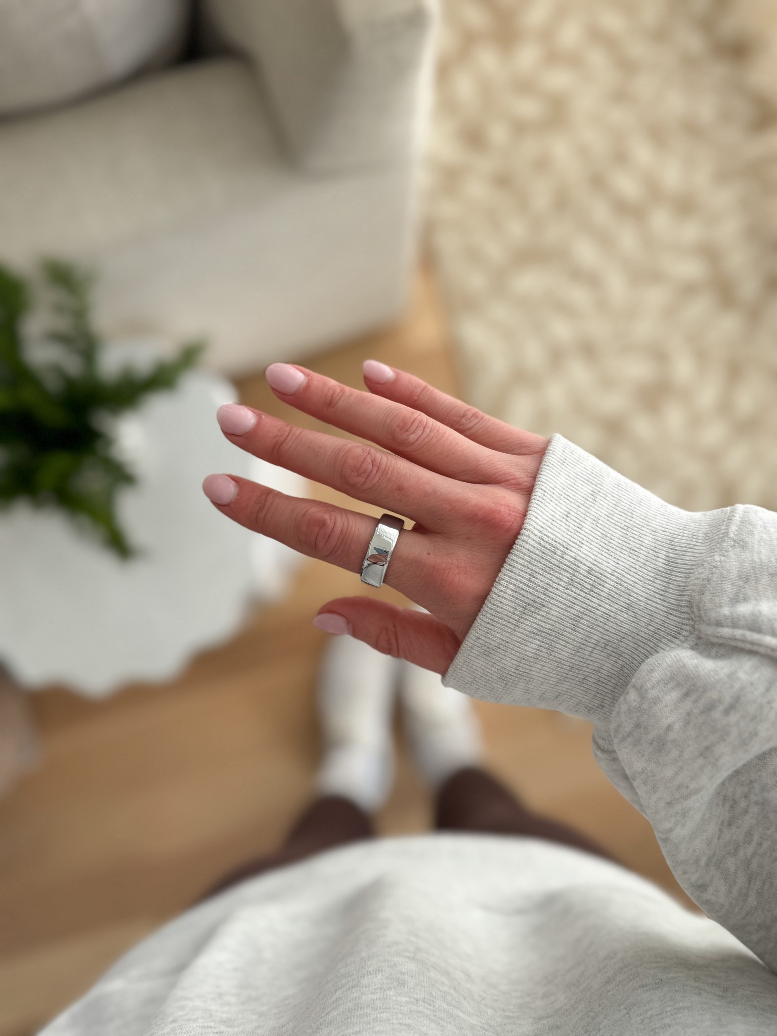 The Oura Ring is $100 off on Amazon right now — the lowest price I’ve seen.
If you’ve been curious about tracking sleep, recovery, stress, and daily habits, this is the one I recommend. I wear mine every day and it’s been such a helpful wellness tool.
Linked on my LTK page while the deal’s still live.

#LTKCyberWeek #LTKSaleAlert #LTKGiftGuide