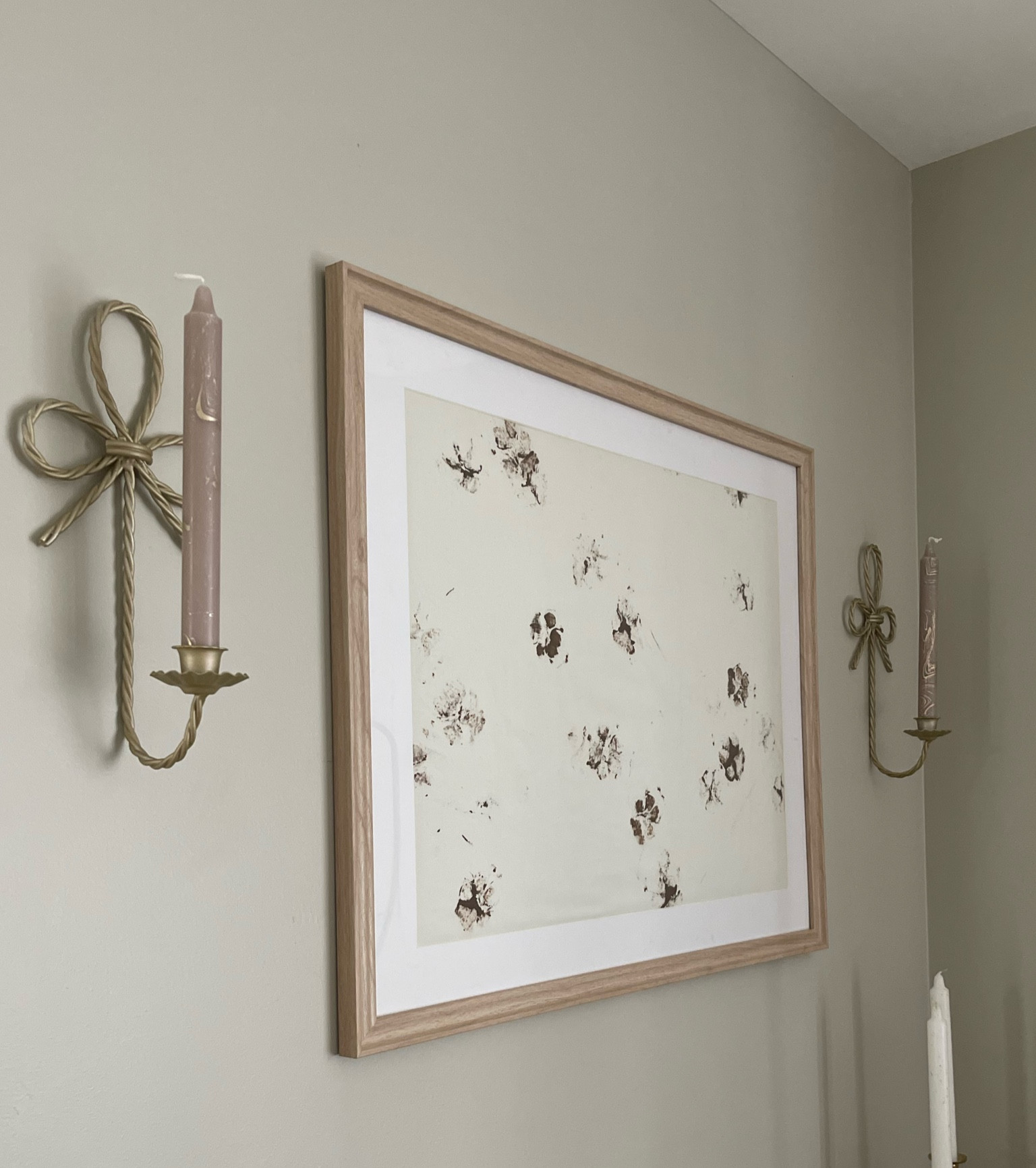 PAW PRINT CANVAS FRAME!
