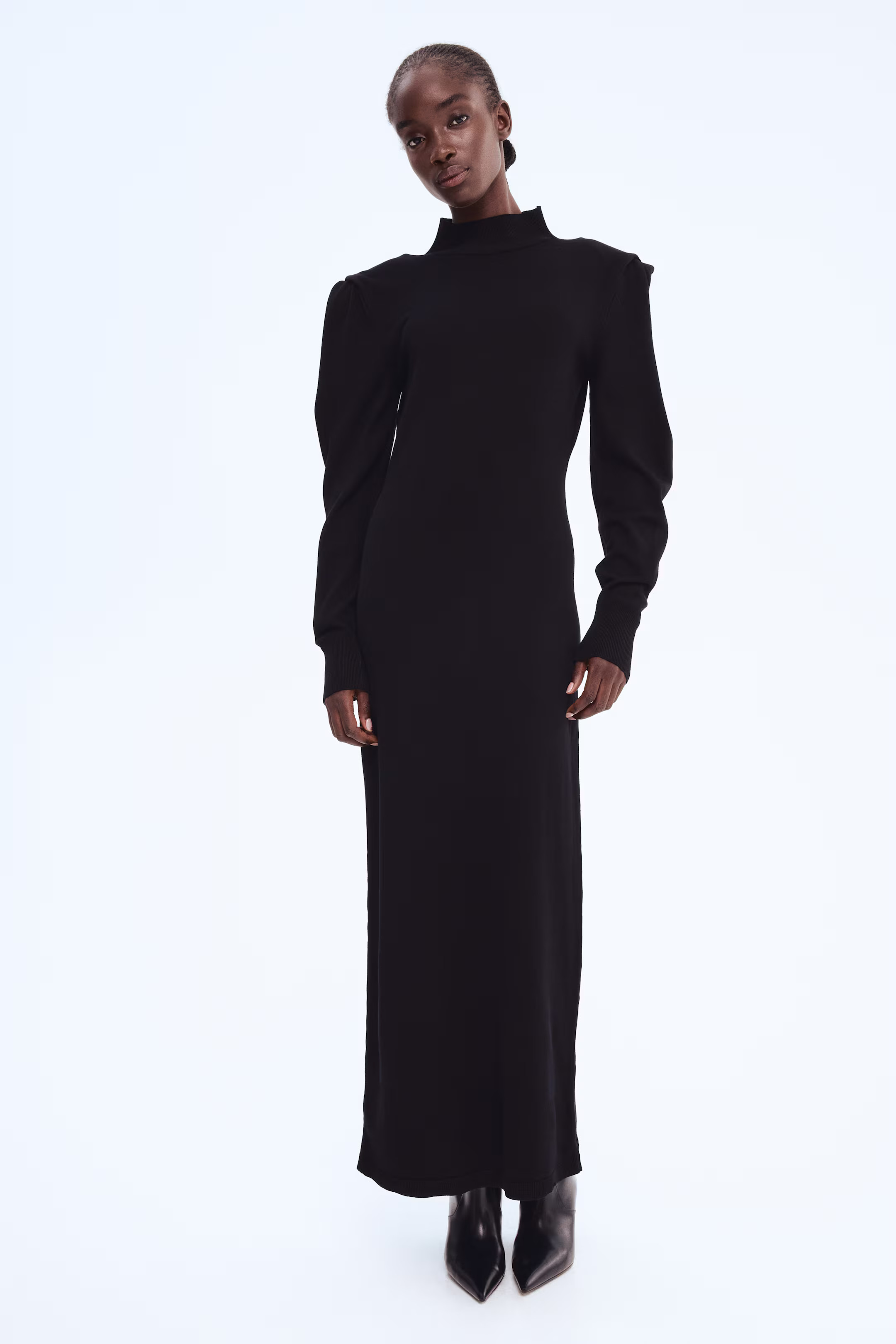 Fine-knit maxi dress | H&M (UK, MY, IN, SG, PH, TW, HK)