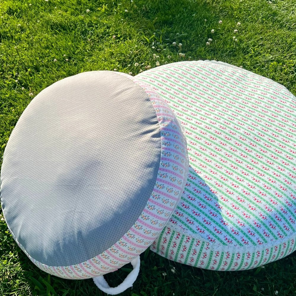 DOLLY PET Petal Haven Dog Bed with Removable Cover, Pink/White, Medium - Chewy.com | Chewy