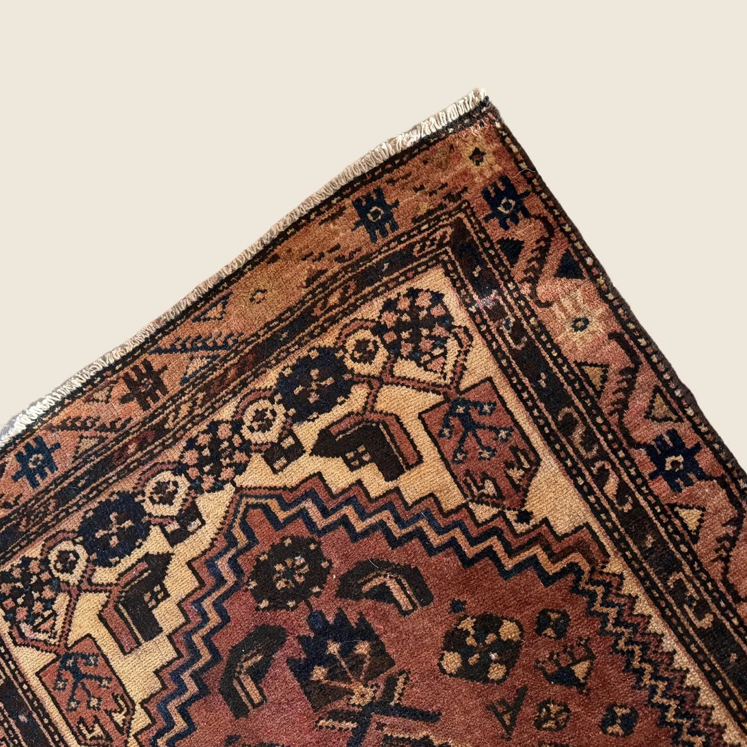 Vintage 1930s Turkish Burgundy Medallion Patterned Rug | Etsy (CAD)