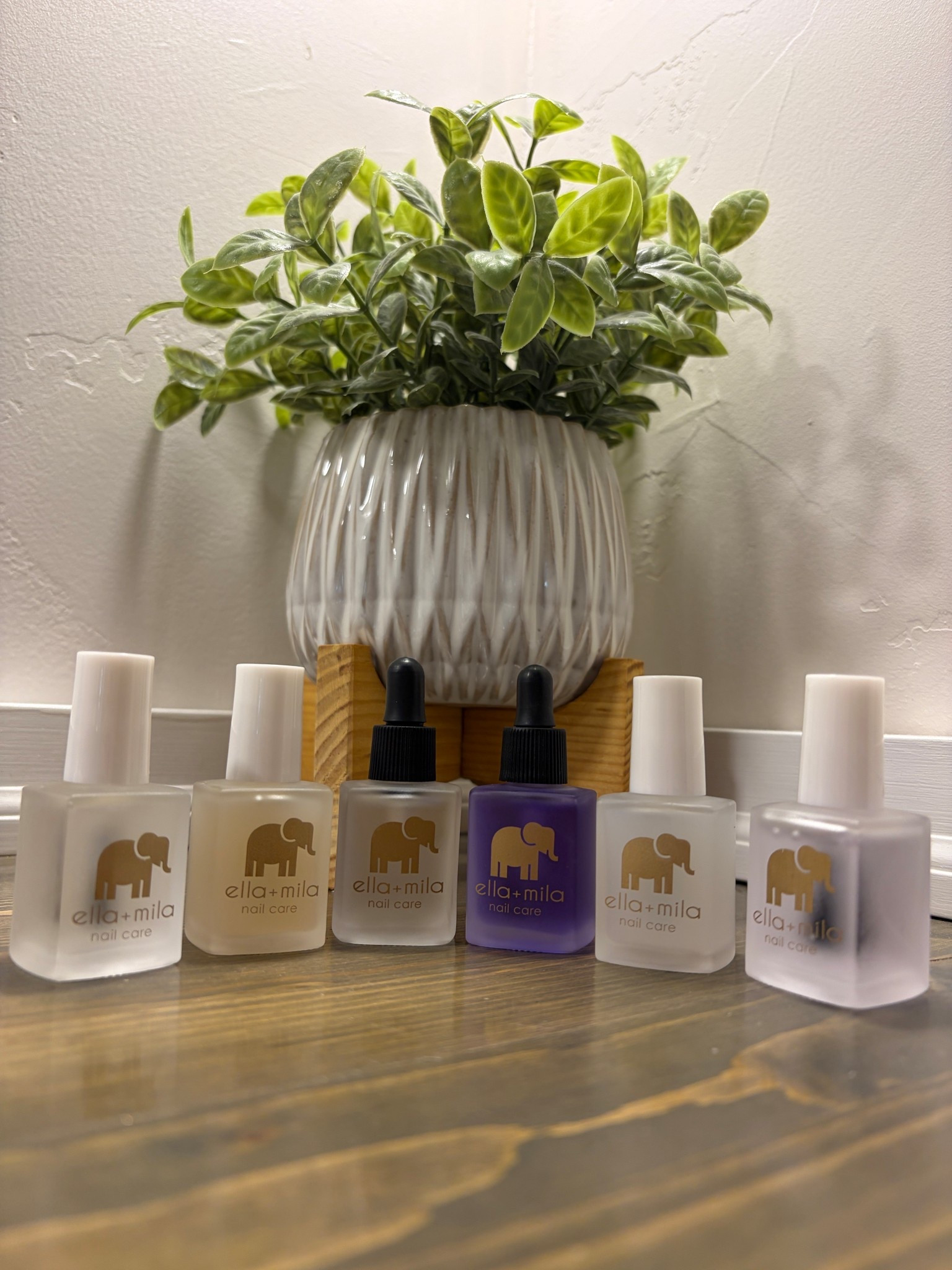 They full set of nontoxic nail polish! You definitely want this, especially if you’re putting it on children ￼

#LTKmomlife #LTKKids #LTKselfcare