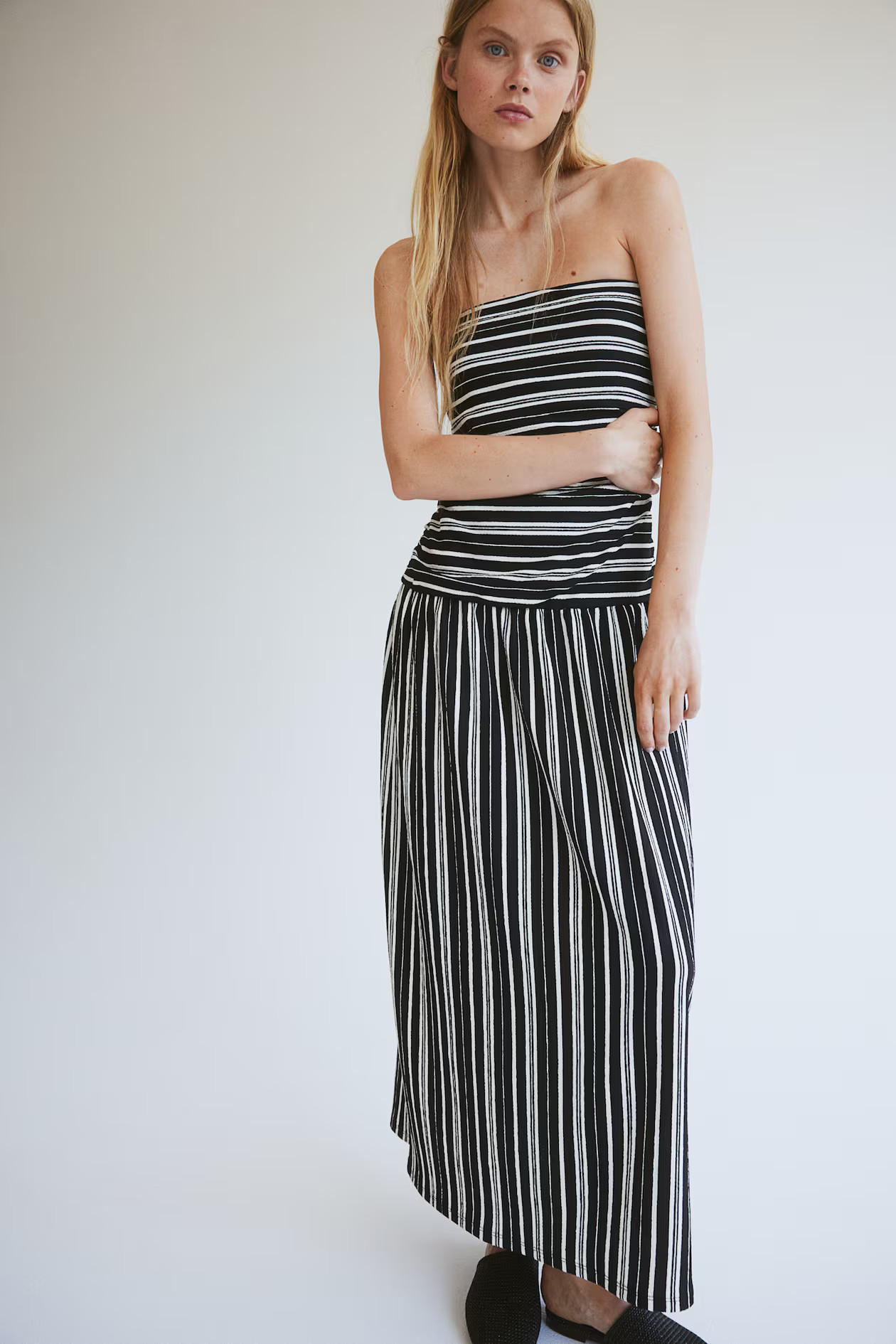 Bandeau dress | H&M (UK, MY, IN, SG, PH, TW, HK)