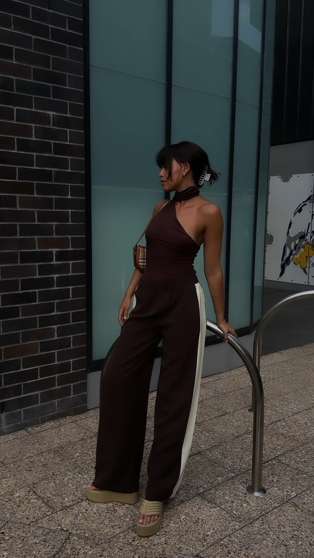 To dinner 🤎 I wear an XS in the bodysuit and a size S in the pants for more of a relaxed look!



#LTKGiftGuide #LTKstyletip #LTKSeasonal